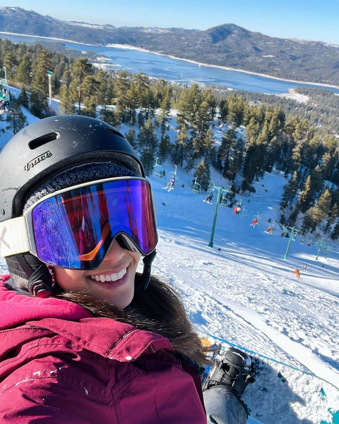 ジェシカ・カラランのインスタグラム：「living life one run at a time 🏂❄️」