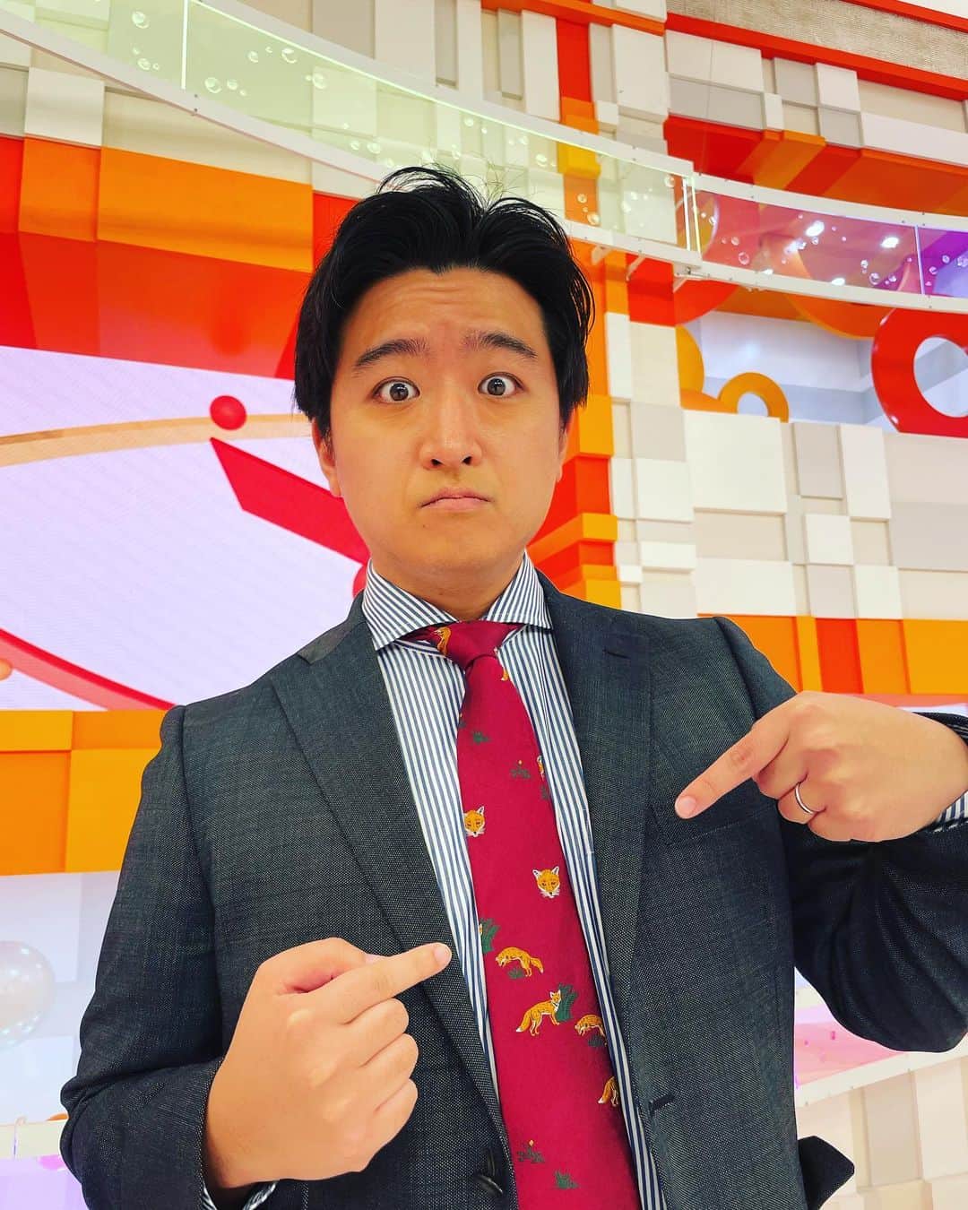 藤井弘輝(ふじいこうき) のインスタグラム：「TIE FOX #めざましテレビ #めちゃキツネ #テラキツネ #正しくはFOXTIEだと思う」