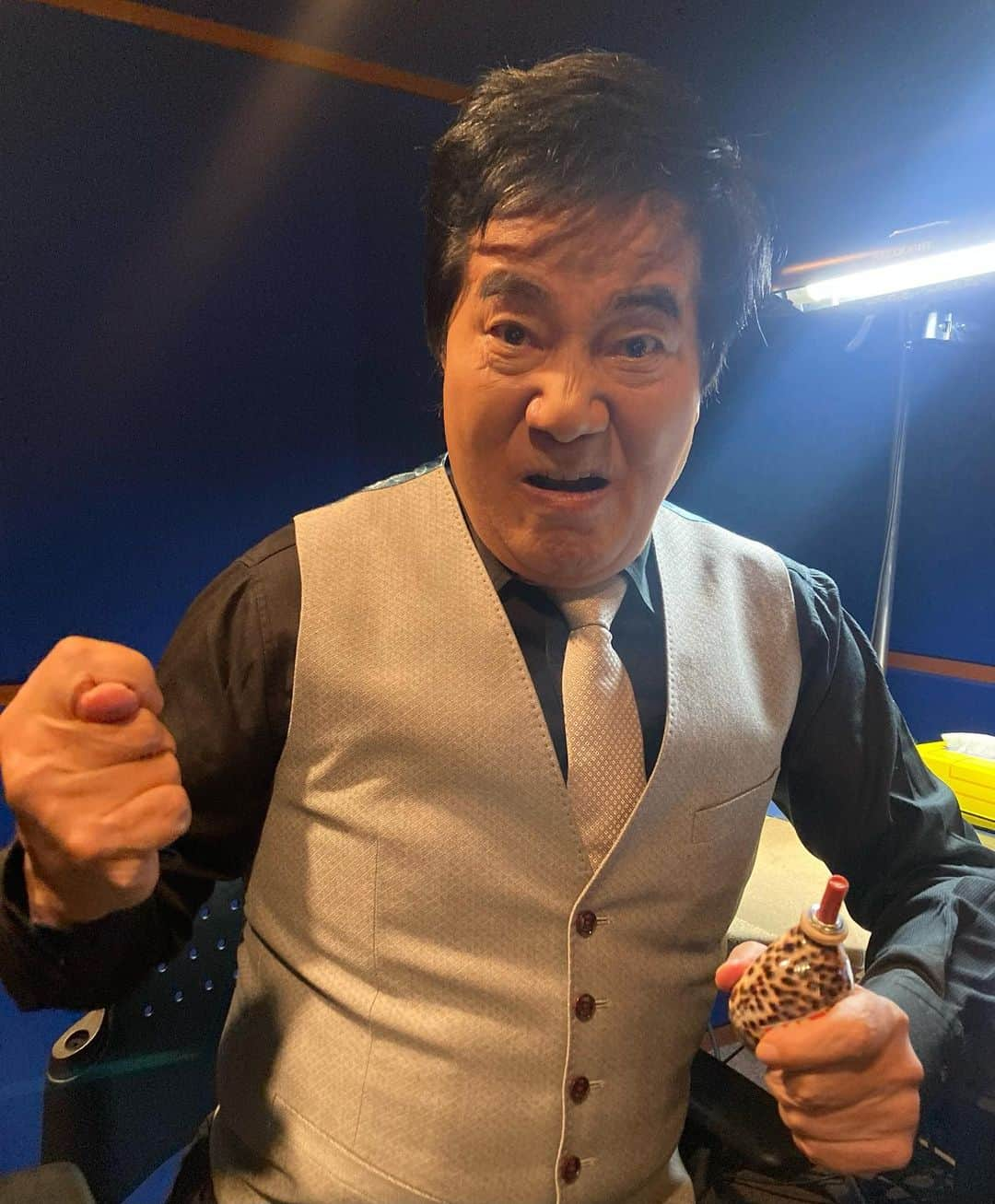 村西とおるのインスタグラム：「本日、 1/30(月)24:30〜 『解禁モンスター』 テレビ東京にて放送、でございます。」