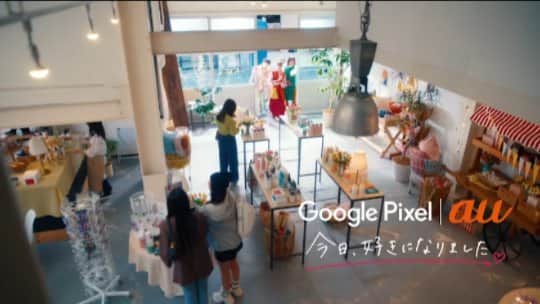 柚来しいなのインスタグラム：「私も出演させて頂いた、  #GooglePixel #au の #今日好き タイアップCMが本日からABEMAで  配信開始されます！  Pixelの翻訳機能を使って韓国のお友達が できる素敵なCMになってます🇰🇷❤︎  すぐに翻訳してくれるのが便利だなと 感動しました！  ぜひご覧ください🫶  #TeamPixel #PR #GooglePixel」
