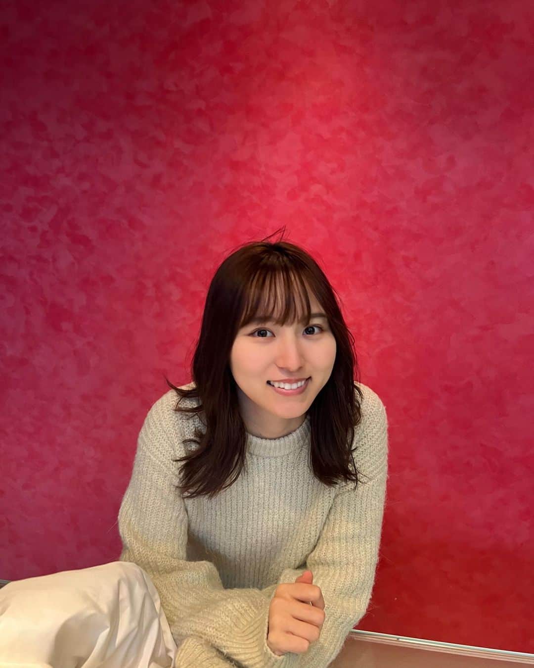 杉岡泉美のインスタグラム：「今日はメンバーと一緒でした！！ みんなといるといつもワクワクします🥰 #寒い #風の強い日」