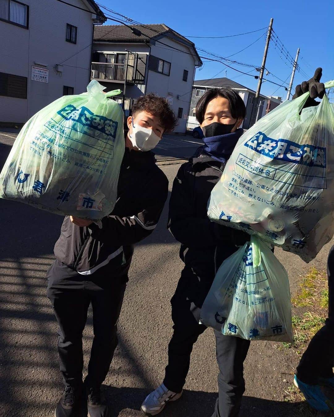 渡辺俊介のインスタグラム：「本日の美化清掃活動 #日本製鉄かずさマジック #君津市」