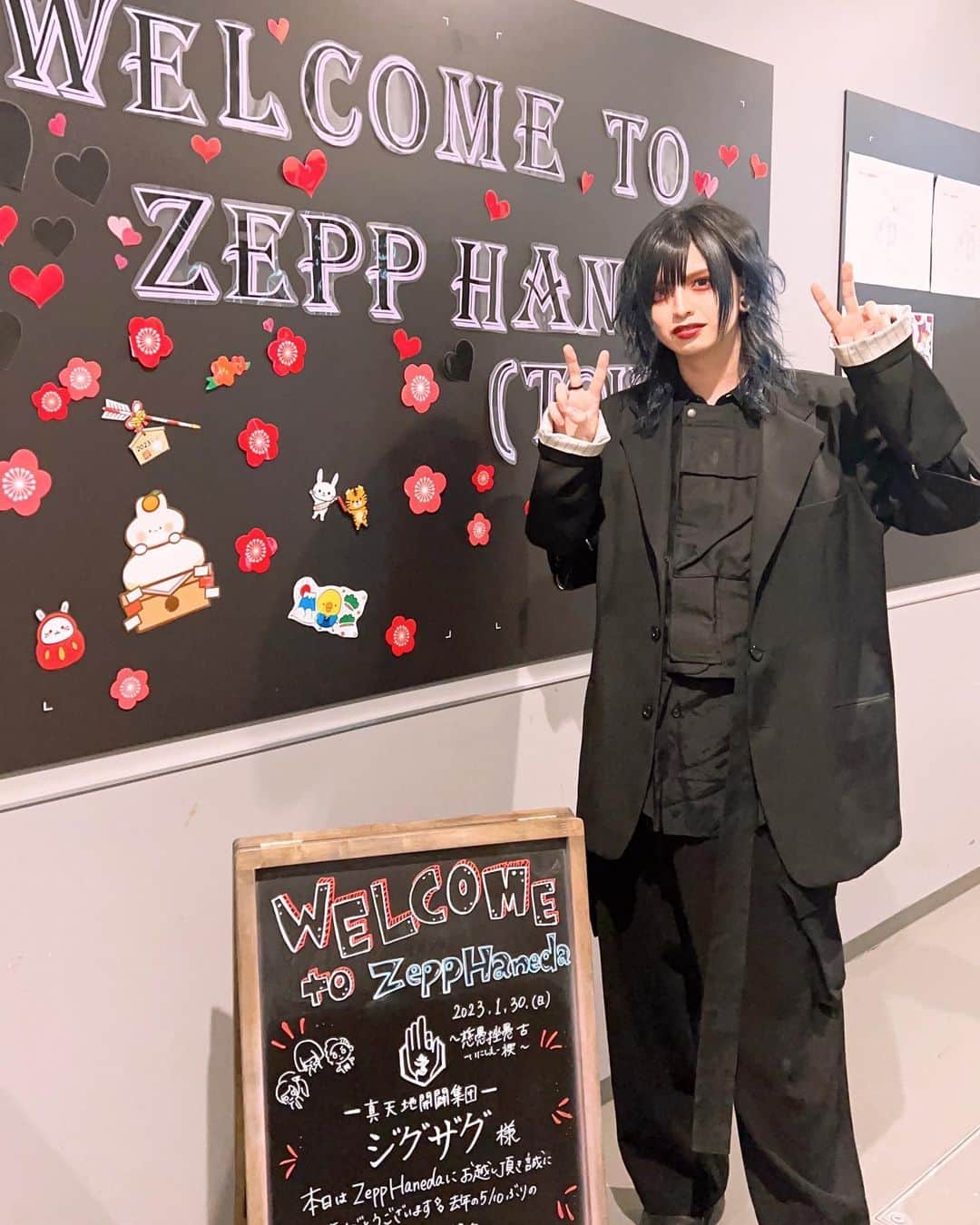 のインスタグラム：「Zepp Haneda (TOKYO) 古 -いにしえ- 禊　ありがとうございました🔥🐉🔥  #今日のメイクのテーマは大人っぽいでした #禊写真はまたまとめてあげます」