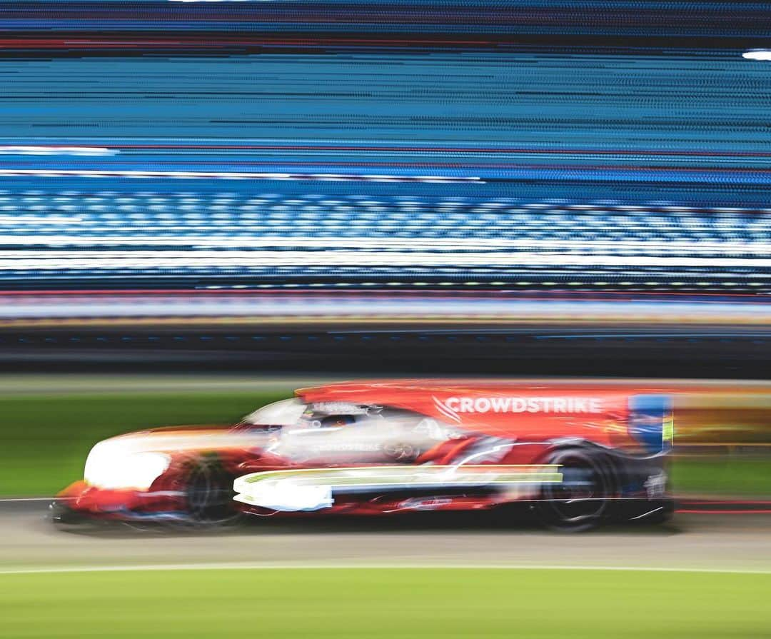 エステバン・グティエレスさんのインスタグラム写真 - (エステバン・グティエレスInstagram)「Podium finish at the Rolex 24h at Daytona!!!  I’m very thankful and proud of what we have achieved as a team, my teammates George, Ben, Matt and all our colleagues who put a great work. Thanks to @crowdstrikeracing and @apracingteam as well as to all our partners for this opportunity. We will be back for the win.  Congratulations to our friends from @protoncompetition for the win !!」1月31日 5時54分 - estebangtz