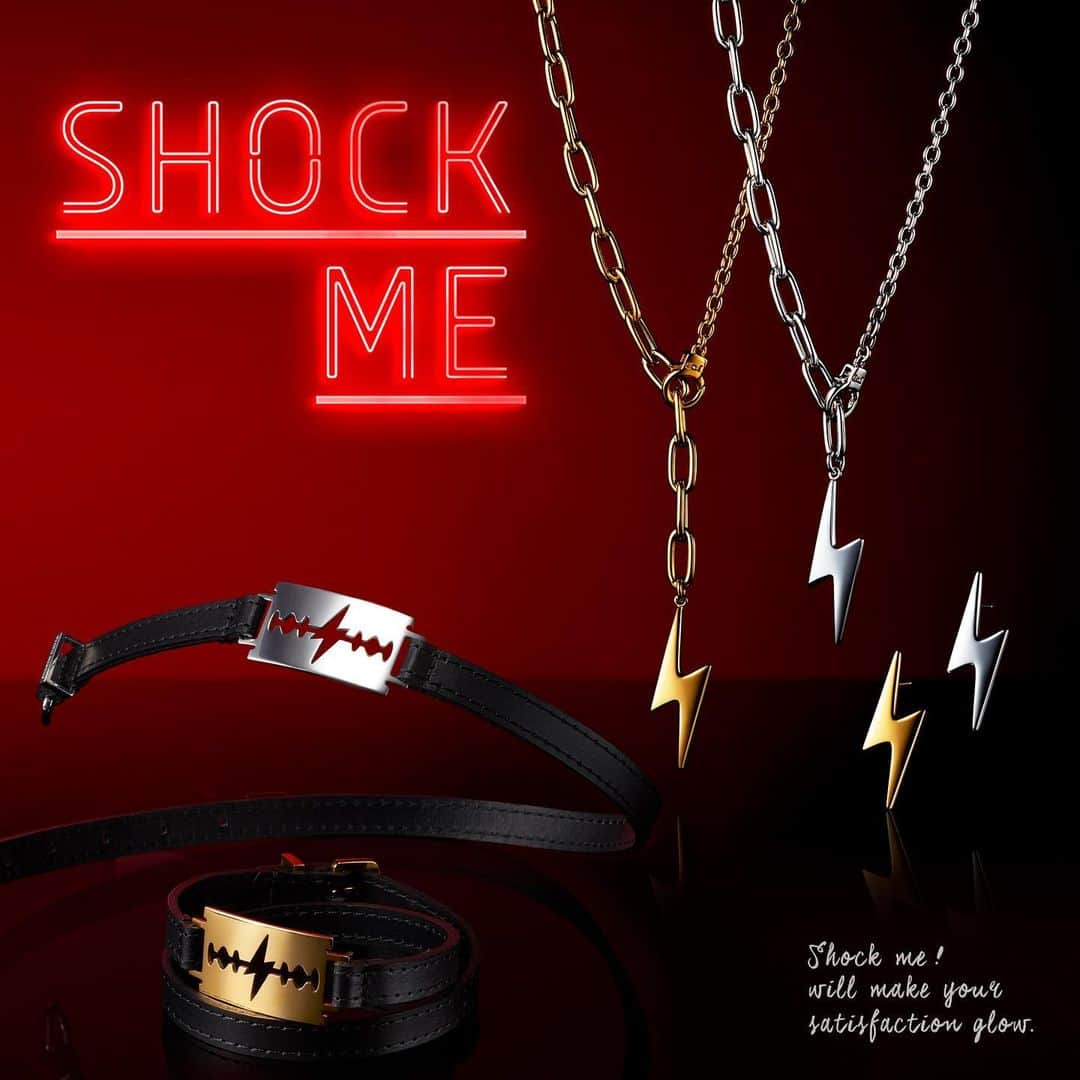 のインスタグラム：「. ⚡️“SHOCK ME” ⚡️ CAPSULE COLLECTION   JUSTIN DAVIS よりバレンタイン & ホワイトデーシーズンに贈るカプセルコレクション “SHOCK ME” が登場！ 2月3日（金）よりJUSTIN DAVIS 全国直営店、オフィシャルオンラインストアにて発売開始。  #justindavis #shockme #valentine」