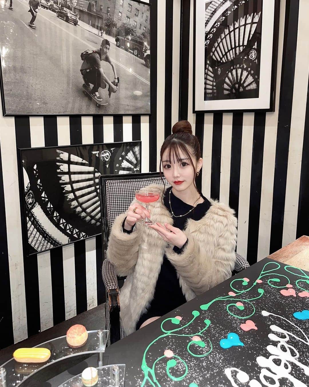 虹川葵のインスタグラム：「・ 今年も幸せな誕生日過ごせた💖」