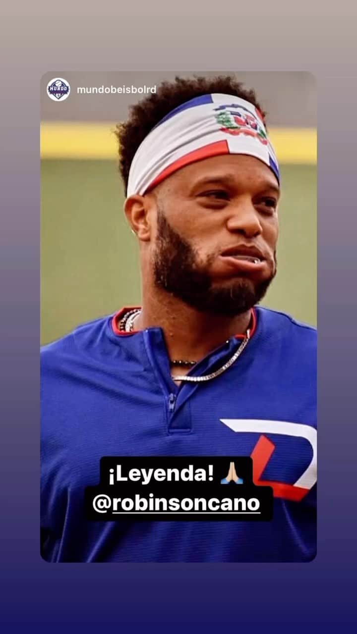 ロビンソン・カノのインスタグラム：「🙏🙏🙏」