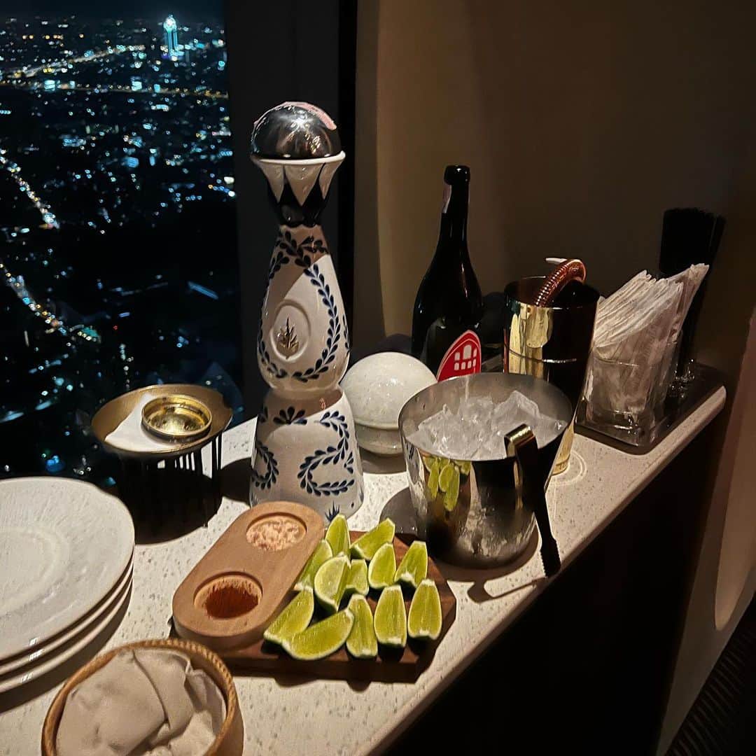 クォン・スジョンさんのインスタグラム写真 - (クォン・スジョンInstagram)「bkk ✨」1月31日 20時09分 - sujung92k