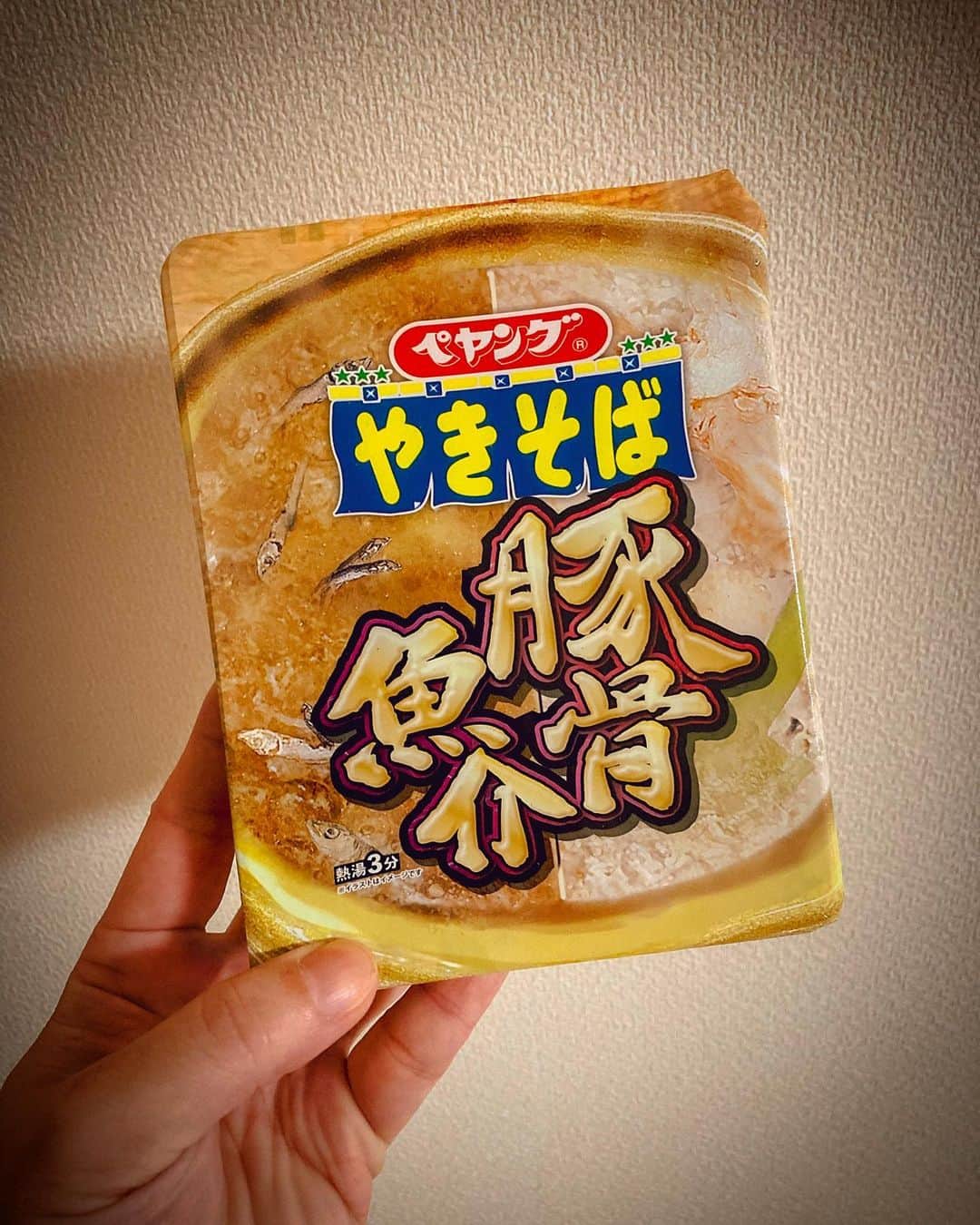 のインスタグラム：「意外と良かった…。w . #体に良いかは知らない…。w」