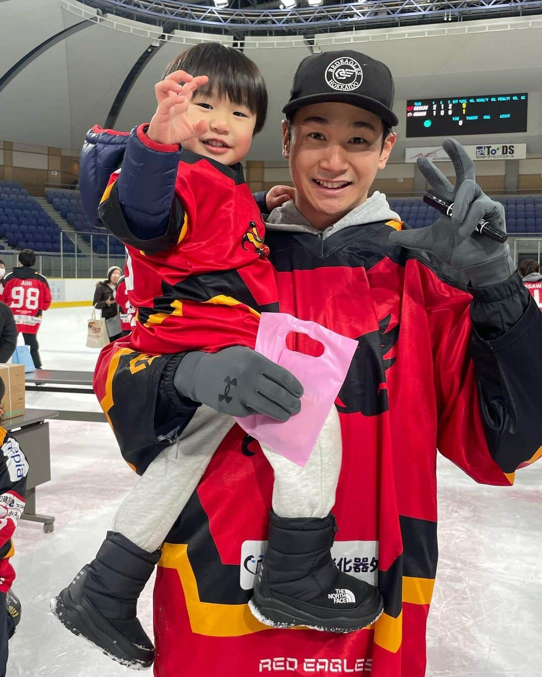 武田奈也さんのインスタグラム写真 - (武田奈也Instagram)「ㅤㅤ 　 1月pic📸🤍🧡💛💚❤️  　 まだまだまだ凍る寒さだけど たまに北海道の冬満喫して🦌 出来る限り室内で あったかく過ごしたいです🤍 　 　 ㅤ ㅤ」1月31日 21時33分 - nana___takeda