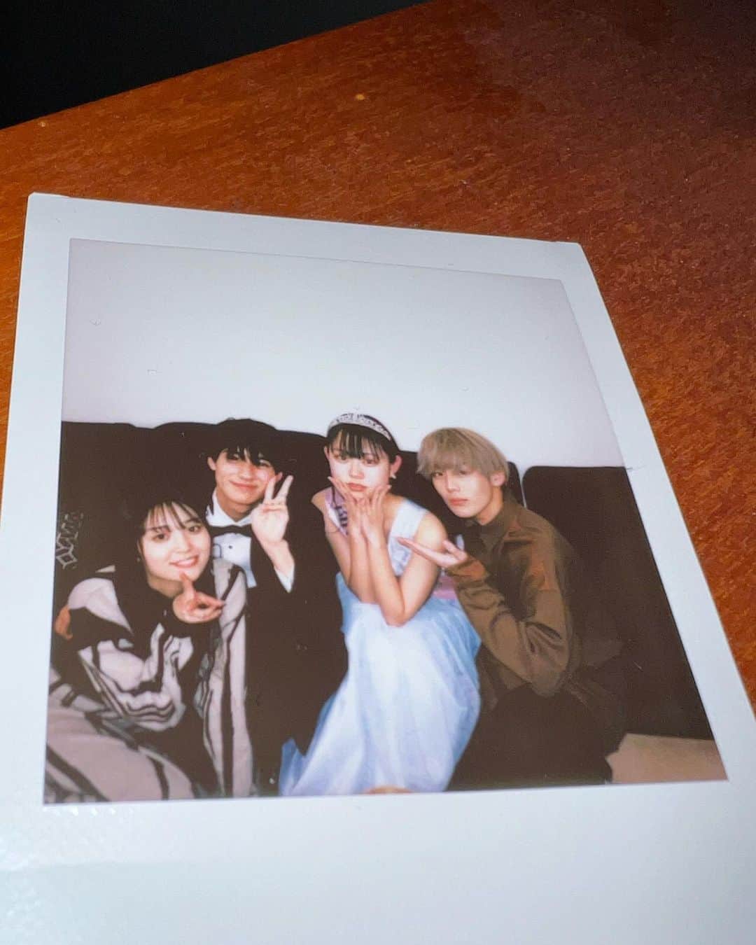 のインスタグラム：「本望改めてお誕生日おめでとう！！😊なぜ僕が執事に任命されたのかは分からないけどここ2日間は執事の気持ちで責務を全うしてました🙋これからもいっぱい思い出作っていこーね！🥹  まだ見てない方はぜひYouTube見てみてねー！💜  #超十代 #お誕生日」