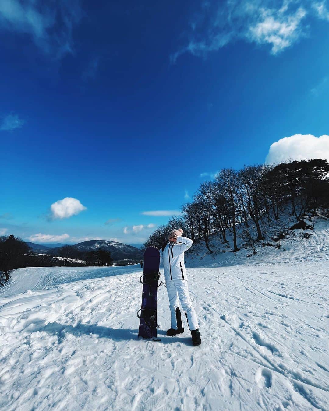 奥野莉瑛子のインスタグラム：「2023winter❄️💫」