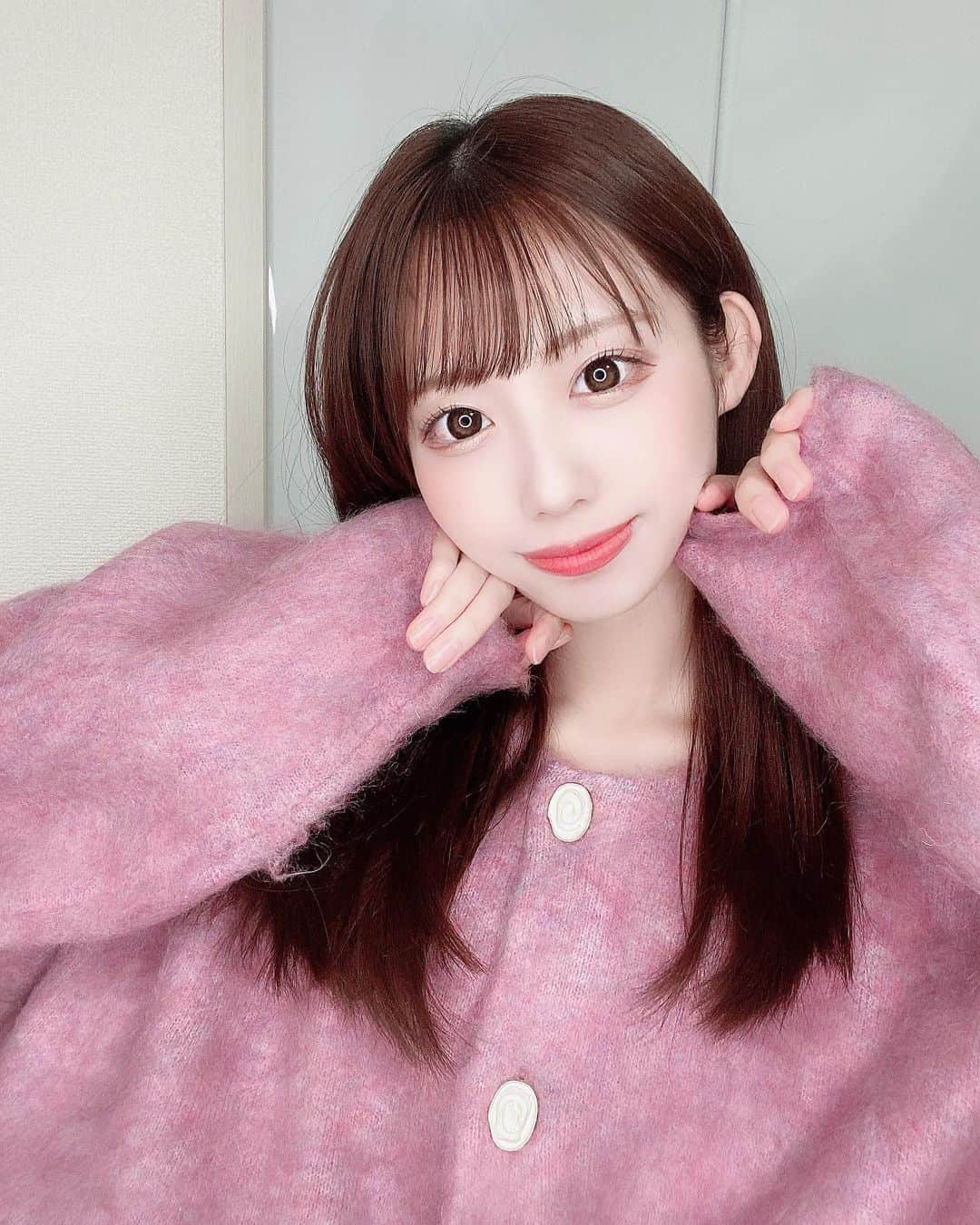 山岸奈津美さんのインスタグラム写真 - (山岸奈津美Instagram)「ピンクさん🫶 やっぱりピンクが大好き♡ . . .   #グラビア #水着 #ミスflash2019  #アイドル #モデル #撮影 #撮影会 #写真 #camera #gravure #グラドル」1月31日 23時50分 - 0916_natsumi