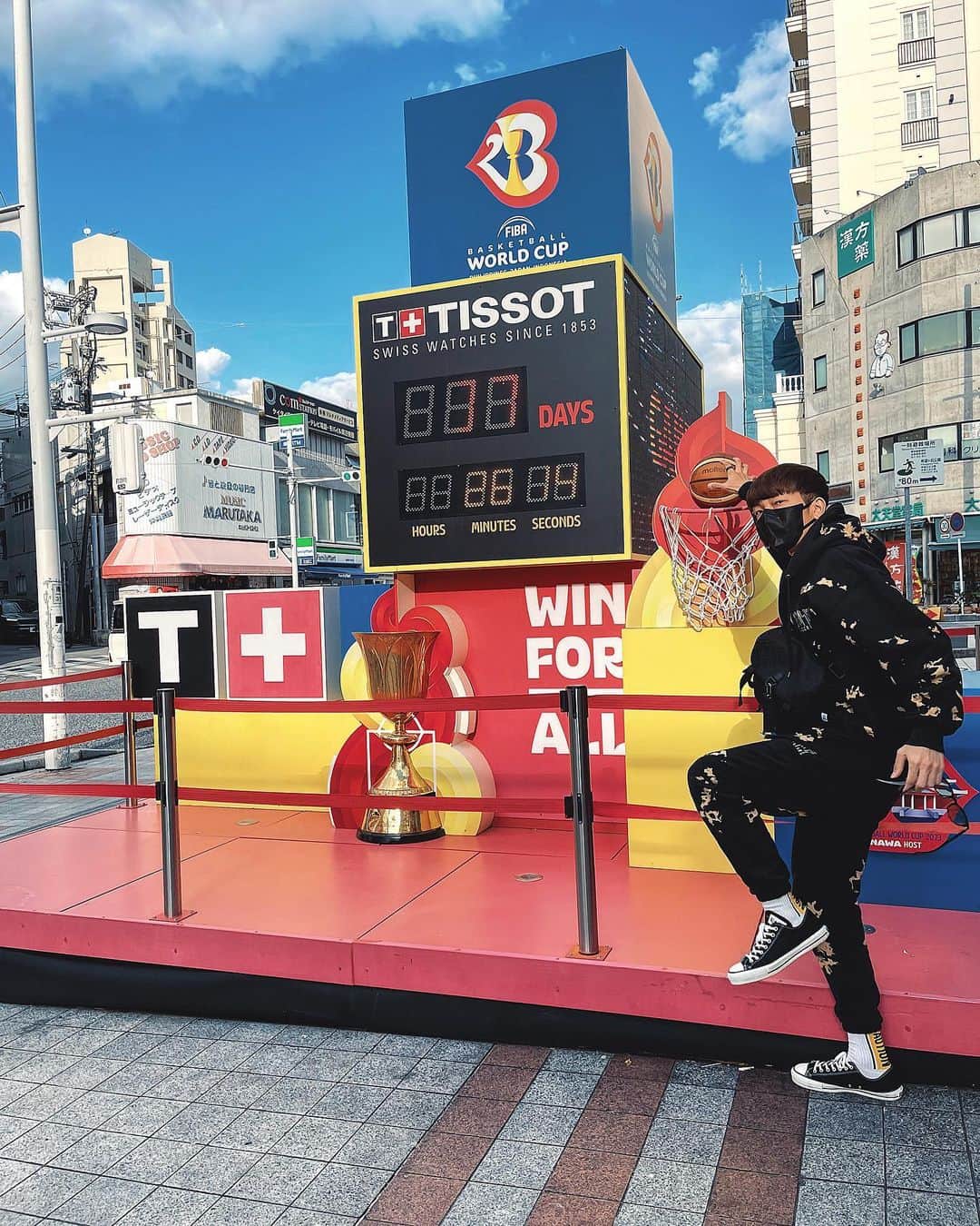 航さんのインスタグラム写真 - (航Instagram)「楽しみすぎるんじゃ🏀  #basketball #basketballworldcup #okinawa #沖縄 #国際通り」2月1日 18時09分 - kou_zanpa