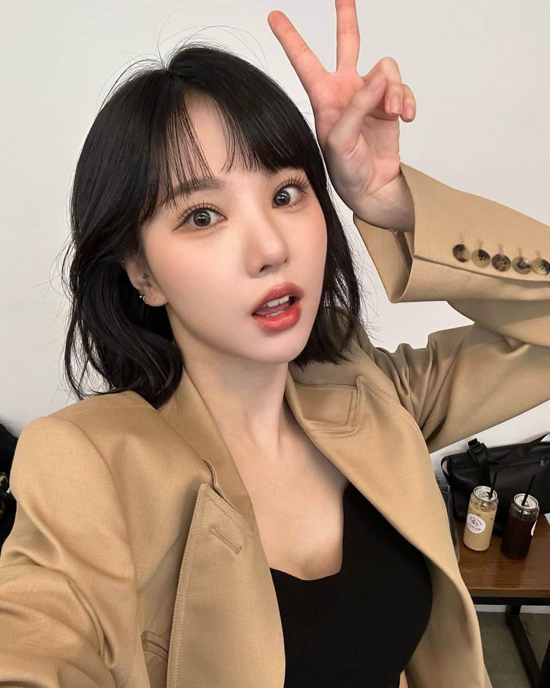 ウナさんのインスタグラム写真 - (ウナInstagram)「230131 • Eunha on PM — We surely can’t get enough of her selfies! 🤎🤎🤎🤎 –Nana」2月1日 18時04分 - jung.eunha