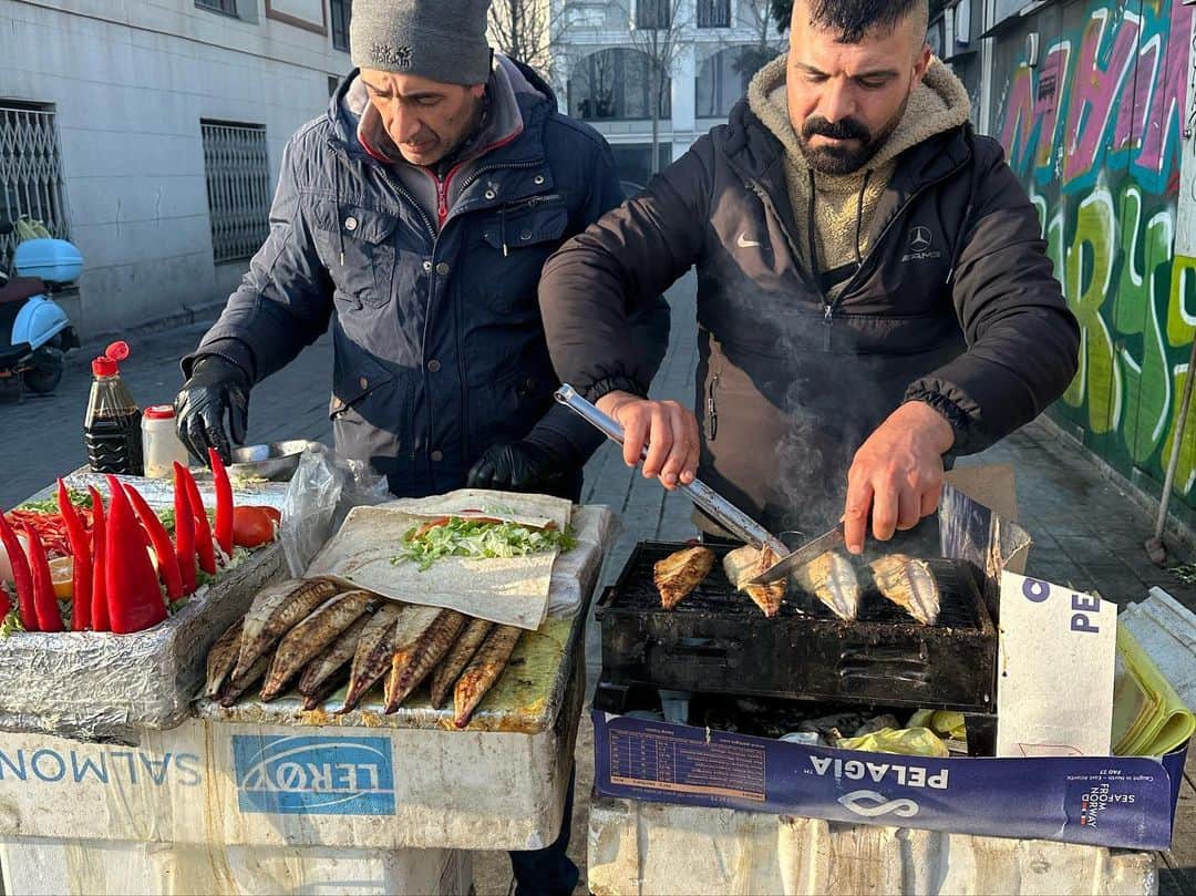 メーガン花子さんのインスタグラム写真 - (メーガン花子Instagram)「Food dump from Turkey trip🇹🇷 実はトルコ料理は世界三大料理！そしてトルコの人はめちゃめちゃチャイを飲む。」2月1日 18時13分 - megan.hanako