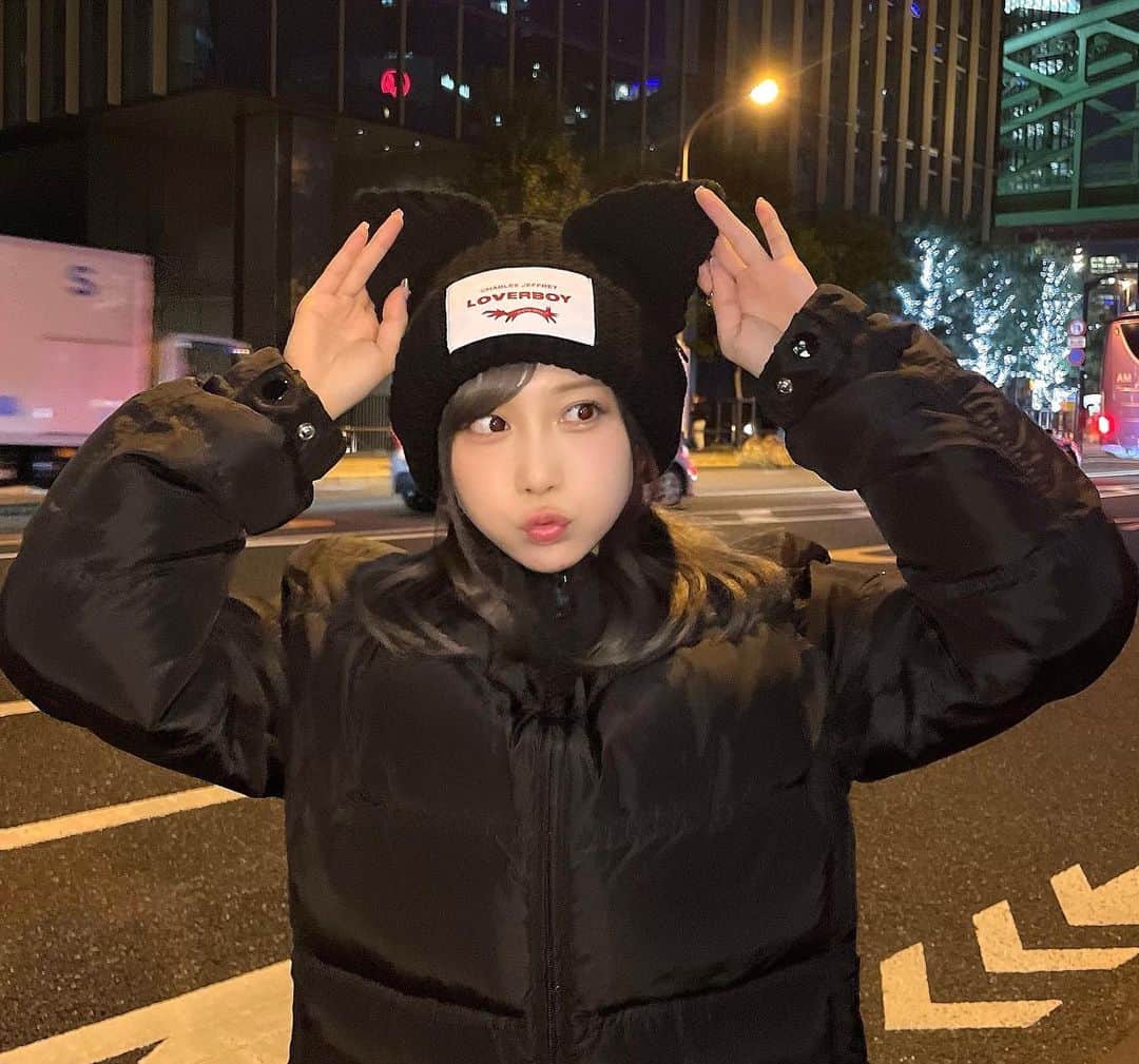 のインスタグラム：「🐈‍⬛🖤」