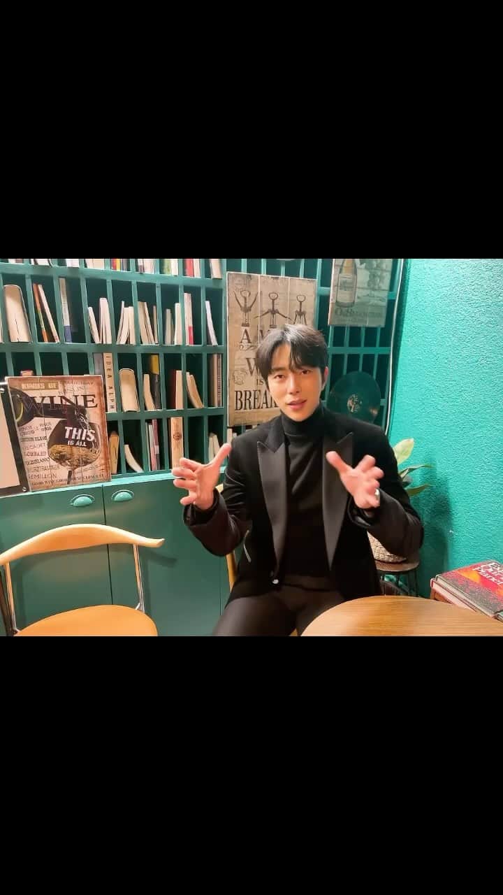 ユン・ヒョンミンのインスタグラム：「마이크가 꺼진줄도 모르고...🥲」