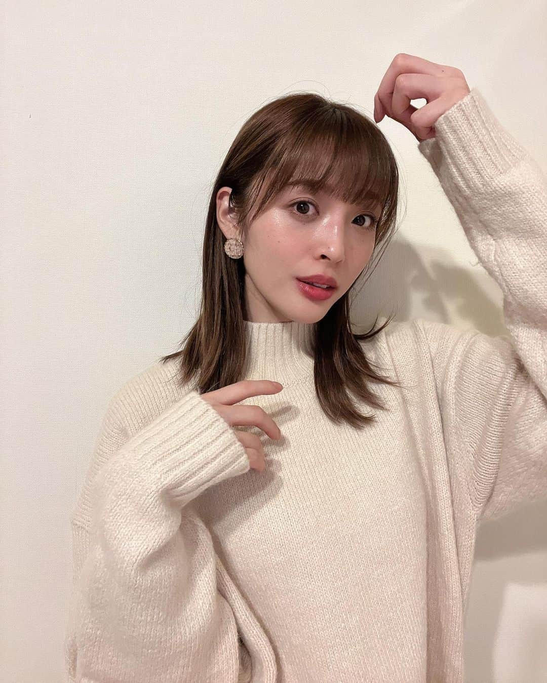 神部美咲のインスタグラム：「前髪切ってもらったーー🥰  #前髪」