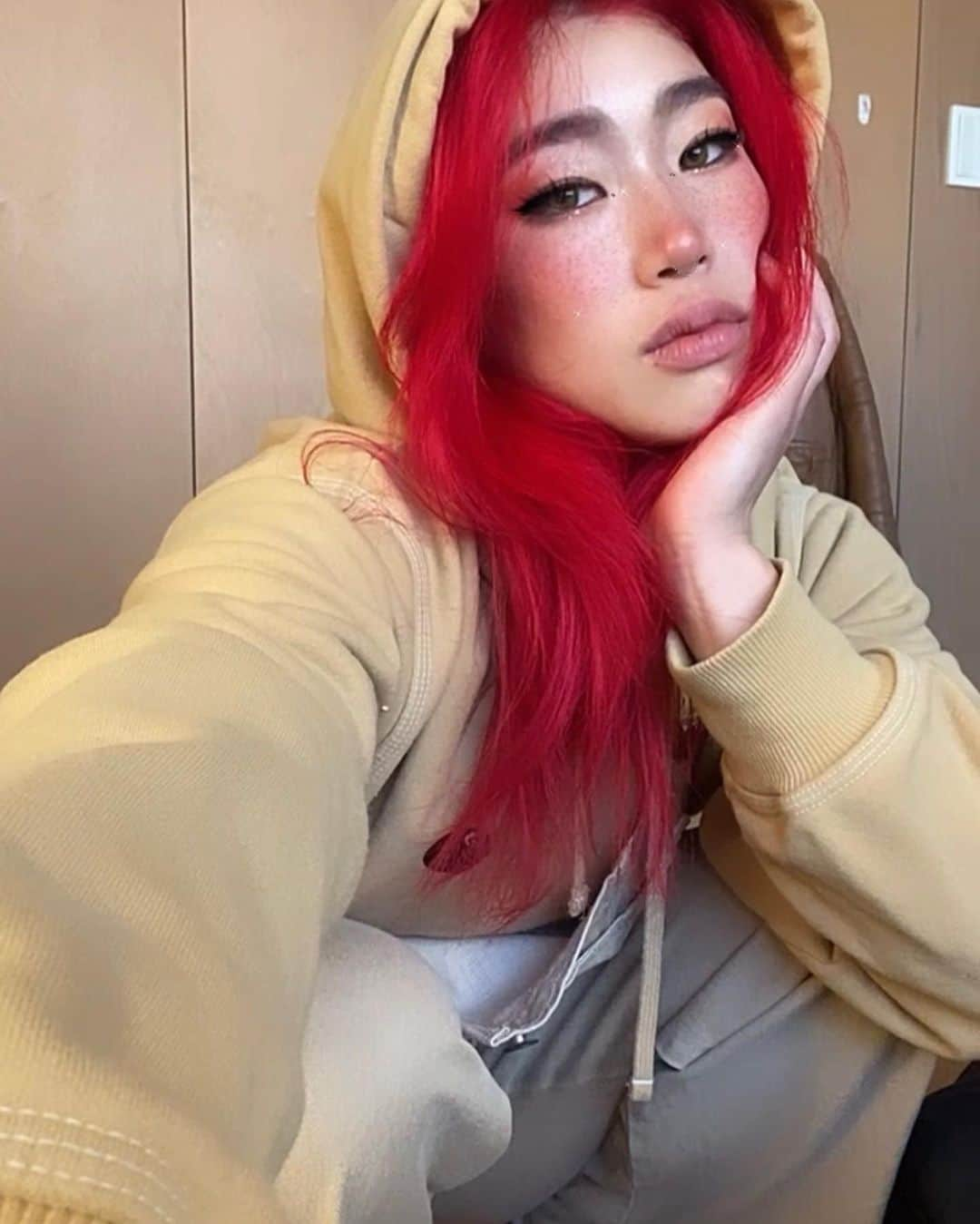 野中生萌さんのインスタグラム写真 - (野中生萌Instagram)「New hairstyle/ hair color means...🤤😂🔥🔥 The first competition of 2023, the bouldering Japan cup is coming up this weekend! ❤️‍🔥😁 髪型がウルフになり髪色も燃えあがりました。 とゆーことはいよいよ2023年最初の大会が始まります！w」2月1日 20時45分 - nonaka_miho