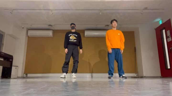 Oguriのインスタグラム：「久々サンタと🙌 @into1_santa_  この曲が本当に最高です。 @bialystocks」