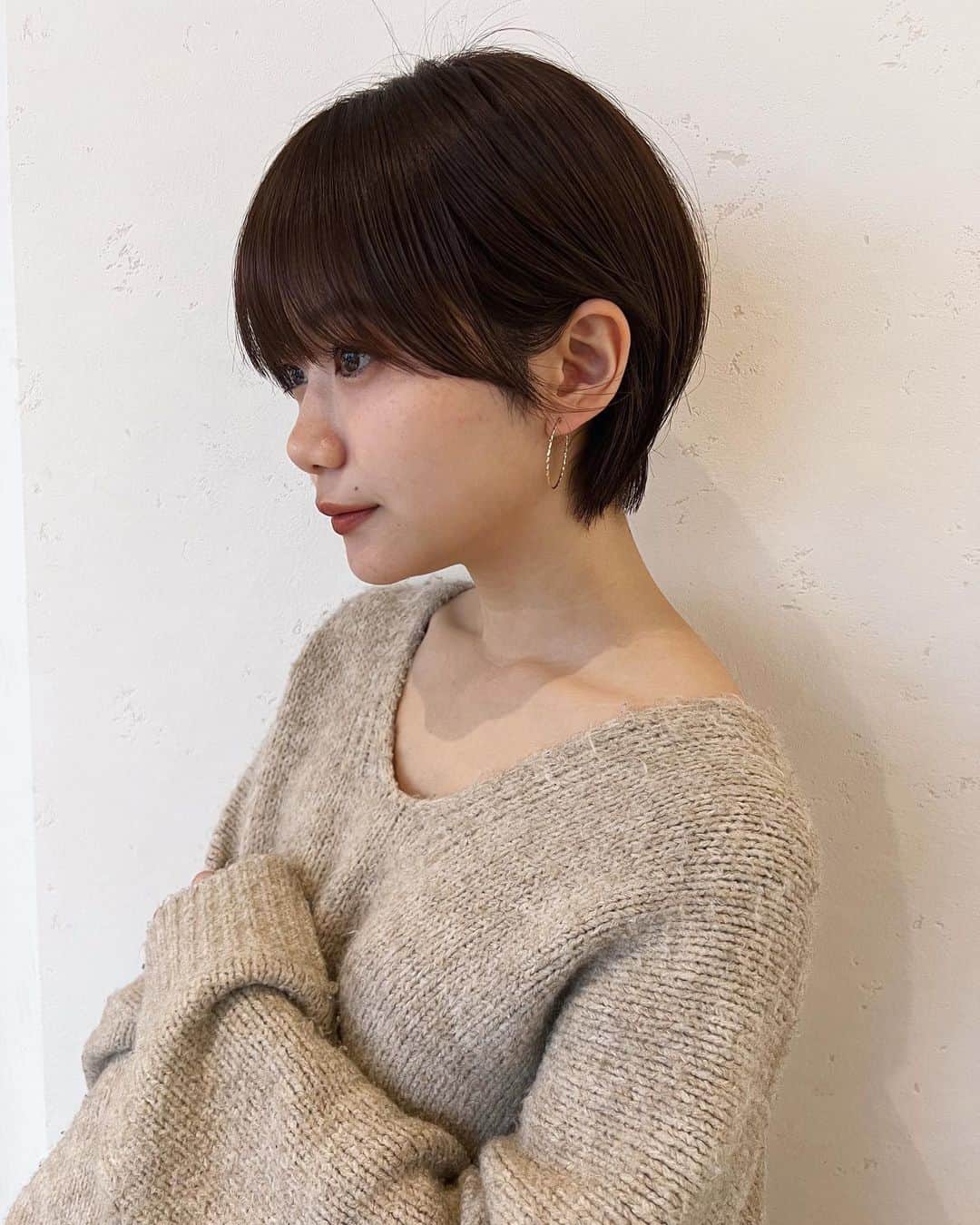 くっきーのインスタグラム：「. hair >> @yutaka_short   #ショートヘア #ショートヘアアレンジ #ショートヘアカタログ #ショートヘアセット #暗髪ショート #関西サロモ」