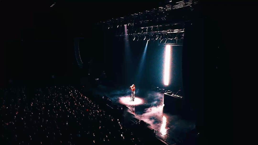 イ・ハイのインスタグラム：「Beautiful moments with Osaka ✈️」