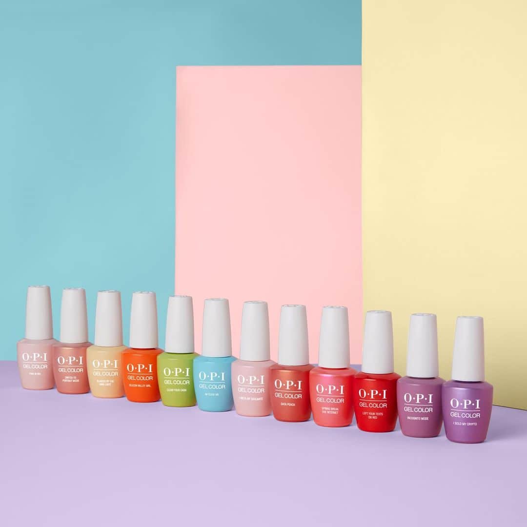 OPIさんのインスタグラム写真 - (OPIInstagram)「It’s time to be ur oh-so-fwd selfie. 💅 Meet #MeMyselfAndOPI, a colorverse of ♾ expression featuring 12 totally unfiltered brights and pastels. Swipe bright on shimmers and crèmes, and double tap fully-charged pastels. The world is @ your fingertips. Show us what hue got!  #OPI #OPIObsessed #Nails #Mani #NailPolish #Manicure #NailColor #PastelNails #PastelMani #LightPinkNails #LightPinkMani」2月2日 8時57分 - opi