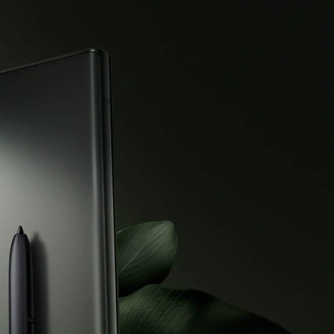 Samsung Mobileのインスタグラム：「Nights are now even more epic ✨with #GalaxyS23 Ultra.  Visit our profile for the full reveal.」