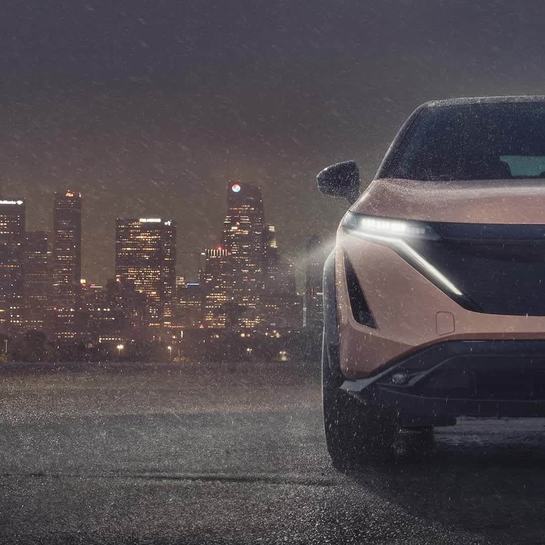 Nissan USA Official Instagram accountのインスタグラム：「Take fierce elegance for a spin. #NissanARIYA」