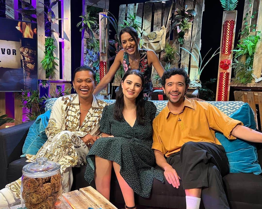 Phil Fergusonのインスタグラム：「What better guest to have on to talk about being a @survivorau Week 1 flop than… me!  Thank you @shannongaitz @khanhong @brookejowett for having me on Talking Tribal! Was so cute and fun to sit and talk a bit of Survivor!  The latest ep of Talking Tribal is up now on 10 Play and in podcast form!」