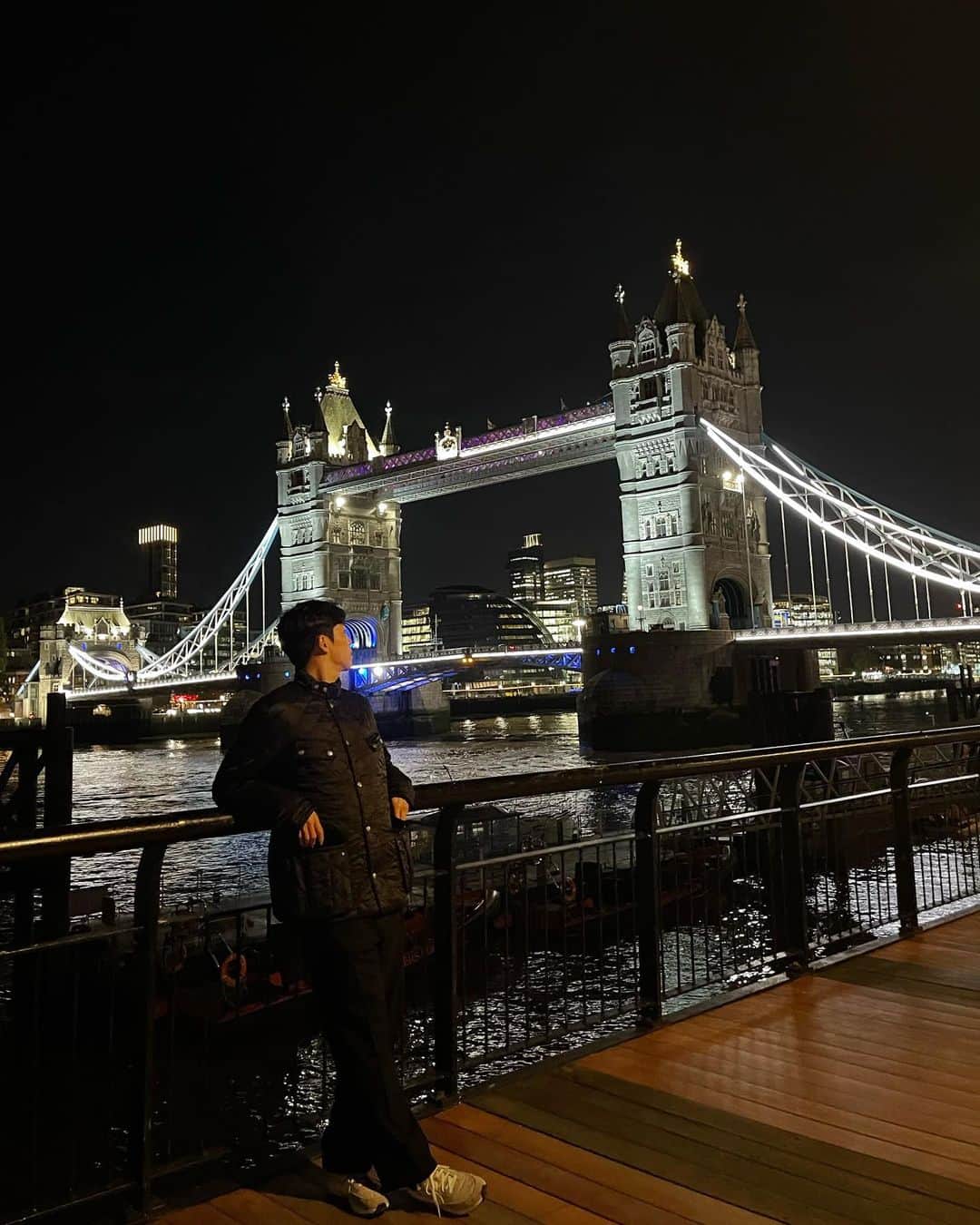 ユン・ソギョンさんのインスタグラム写真 - (ユン・ソギョンInstagram)「뒷북 런던여행 1탄  #ilovelondon」2月2日 13時31分 - yunny0213