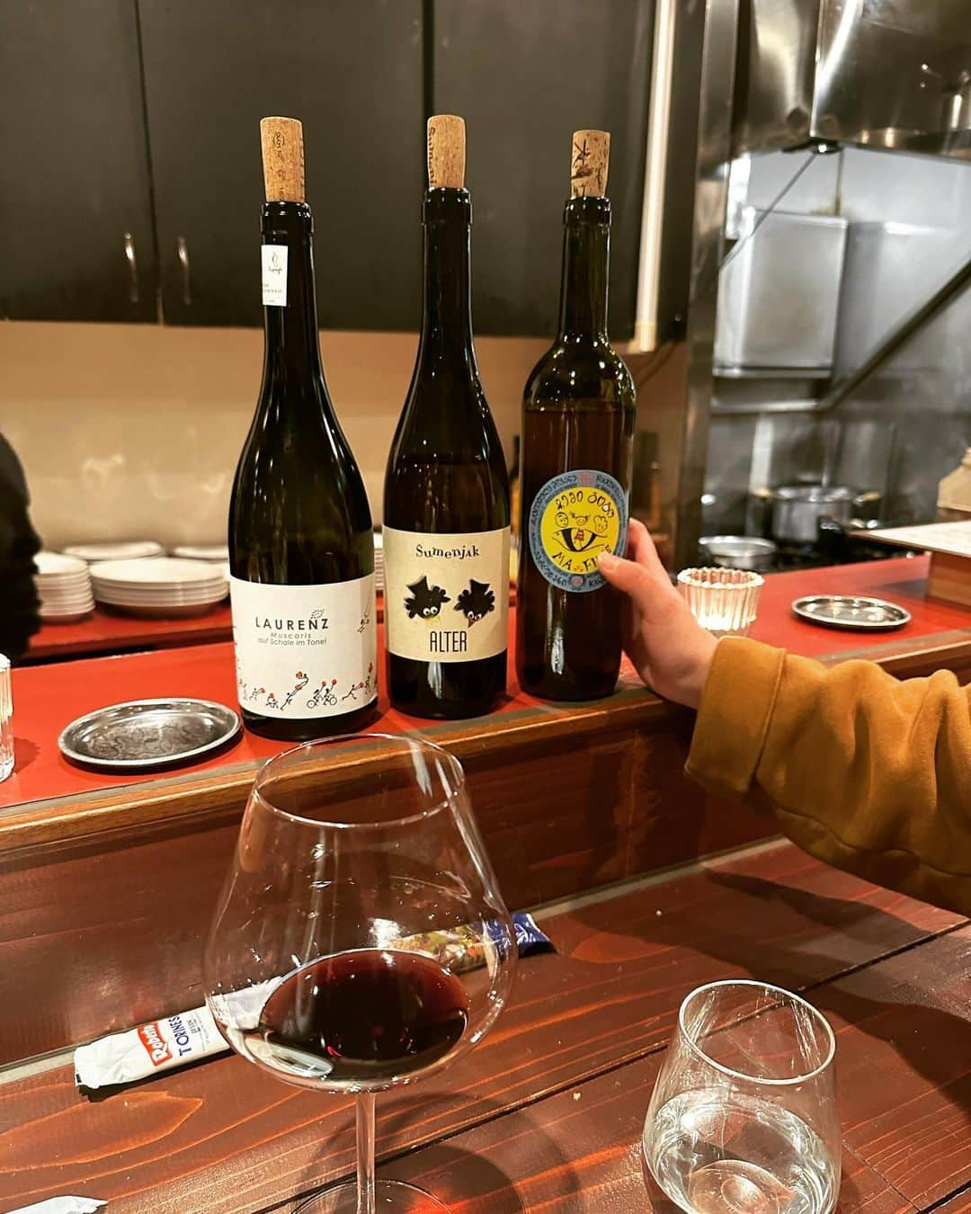 新納直のインスタグラム：「Enrico  イタリアワイン専門店 ワインも料理も美味しかったー  #enrico #wine  #松濤 #東京グルメ」