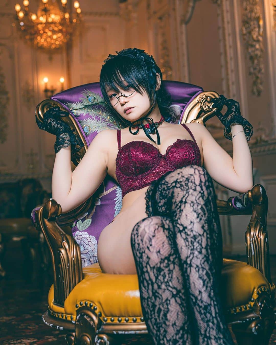 ましろ碧乃のインスタグラム：「👑🖤 . . 撮影：Kuroさん . .  #被写体 #黒髪 #首輪女子 #熊本出身 #Xジェンダー #model #gravureidol #followme #性感 #偶像 #Instagravure #sexyhot #撮影会モデル名鑑 #otaku #粉我」