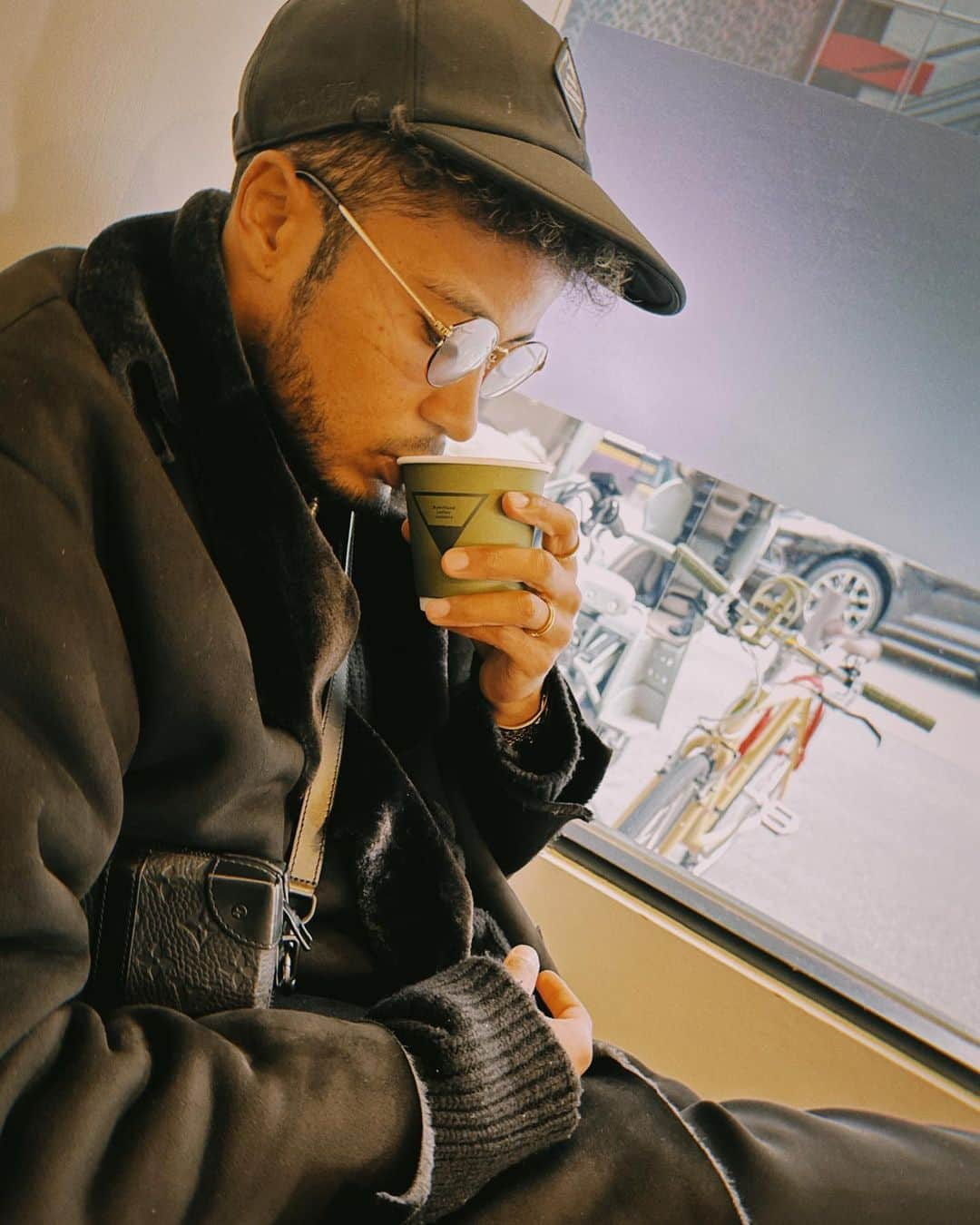 鈴木武蔵のインスタグラム：「Day off ☕️」