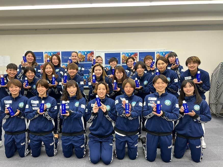 中島依美のインスタグラム：「⭐️kose⭐️ Koseによるスキンケアー、メイク講座を して頂きました😊 わかりやすく、凄く丁寧に教えていただき とても楽しい時間で色んな事を学べました🤩 何事も基礎が大事⭐️ Koseの皆様本日このような 講座をしていただきありがとう ございました❤️‍🔥 またお願いします🥰 ⁡ #kose #コーセー #ファシオ #fasio #雪肌精 #sekkisei #マイナビ」