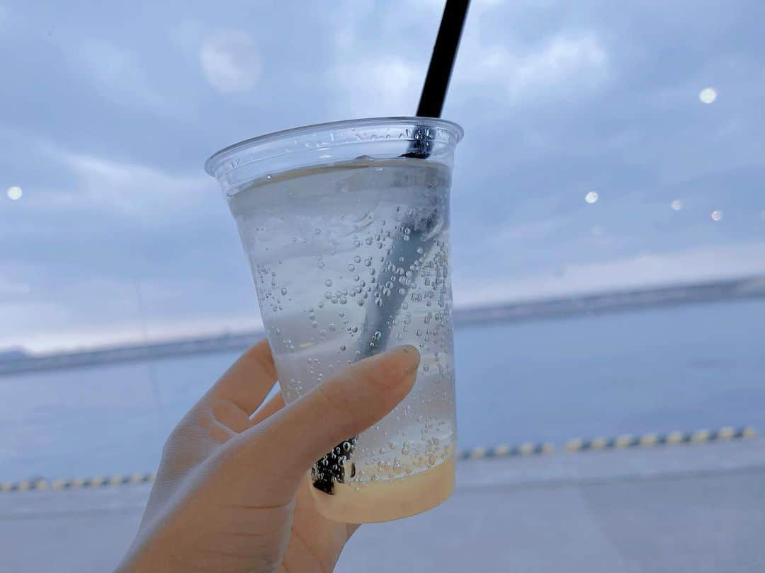 宮崎梨緒のインスタグラム：「🍹🍹🍹 * #和歌山マリーナシティ #黒潮市場  #和歌山レモンジンジャー  #和歌山 #와카야마 #wakayama」