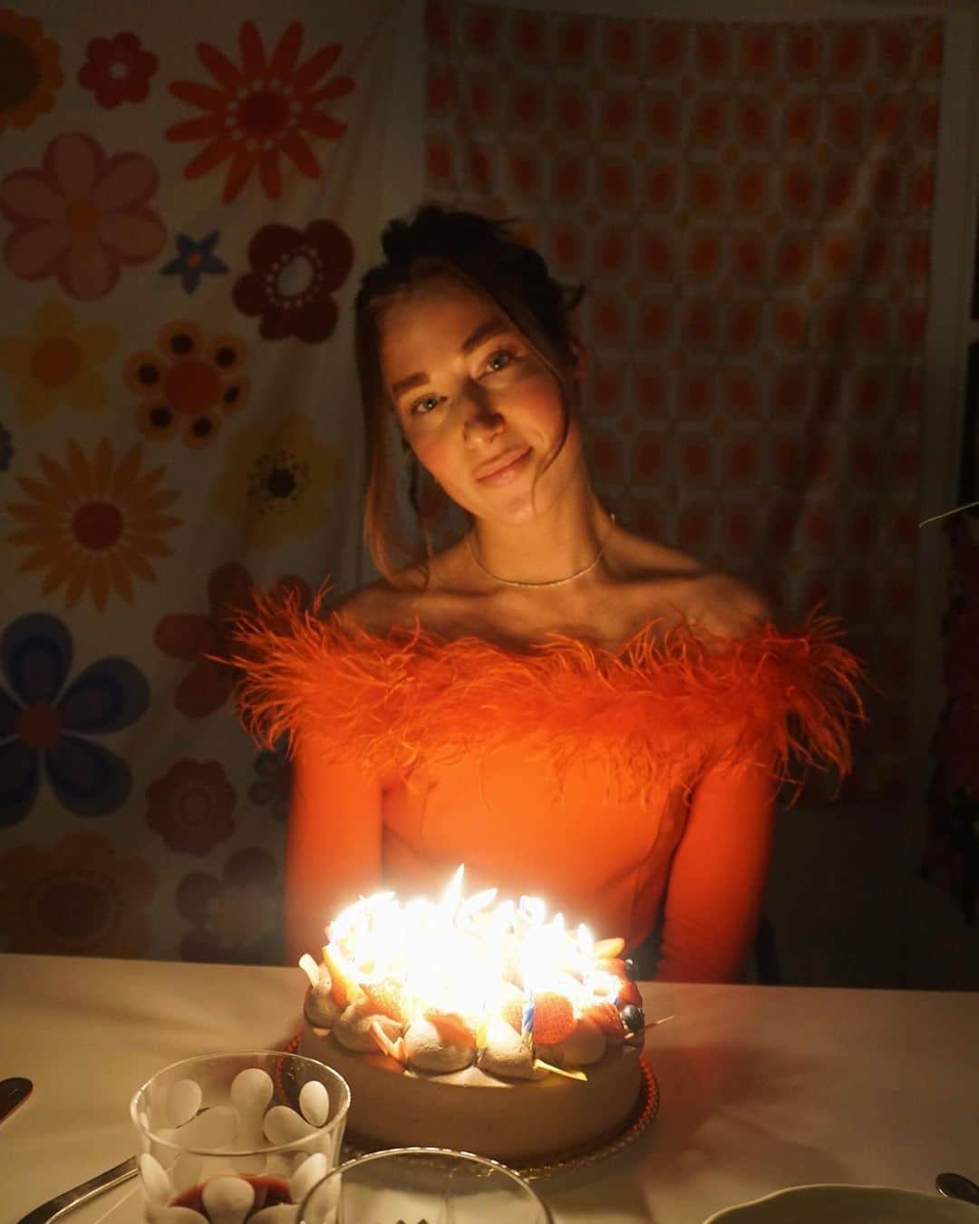 カースタ・ロウのインスタグラム：「30 🎂」