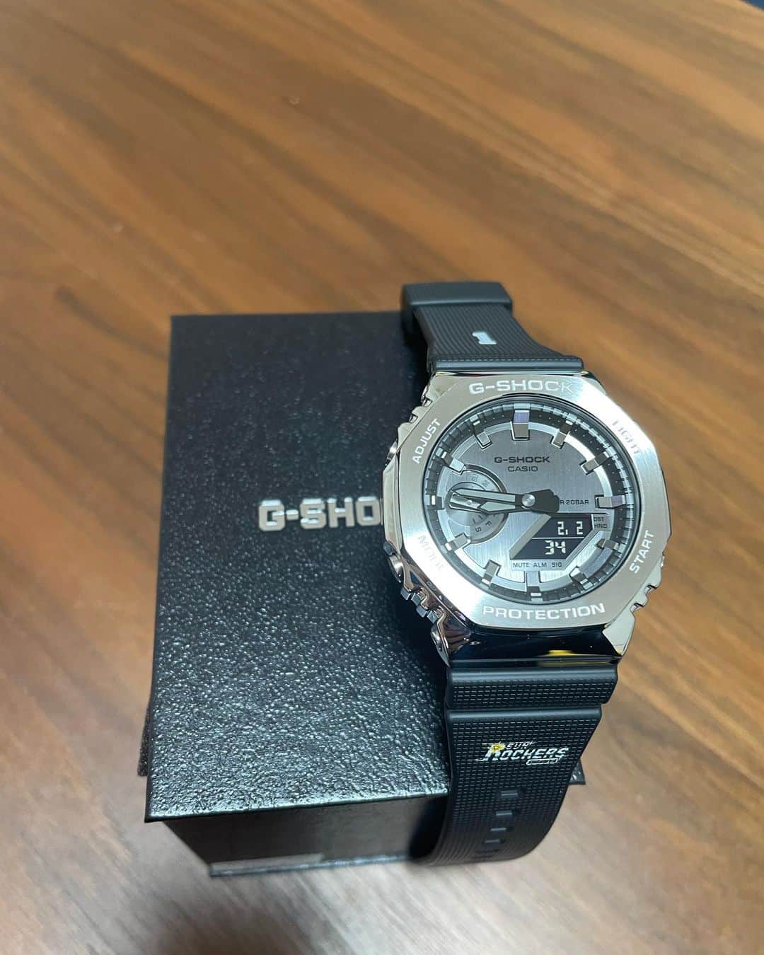 関野剛平のインスタグラム：「、 毎年あざまっしゅ🥹🙇‍♂️ これかっこいい🥺🙋‍♂️ #gshock」