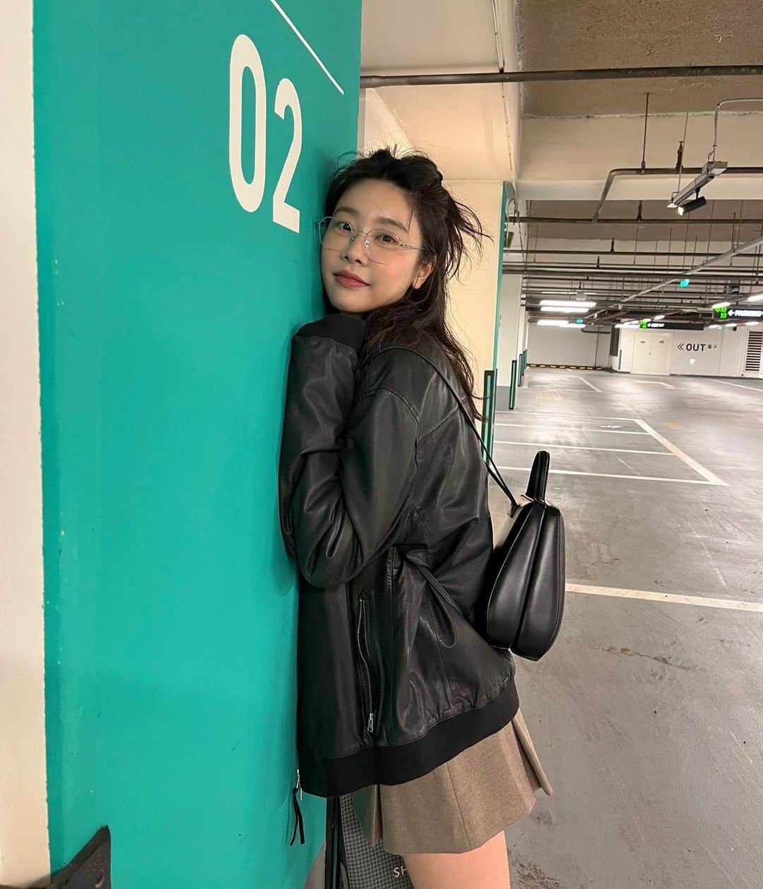 ソジン のインスタグラム：「후훗👀」