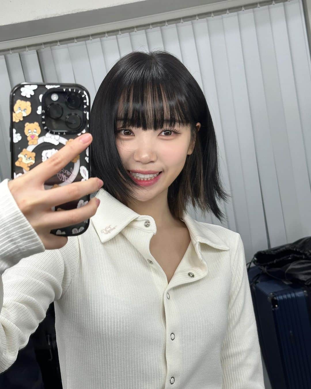 キム・チェウォンのインスタグラム：「건치미소 장착😁」