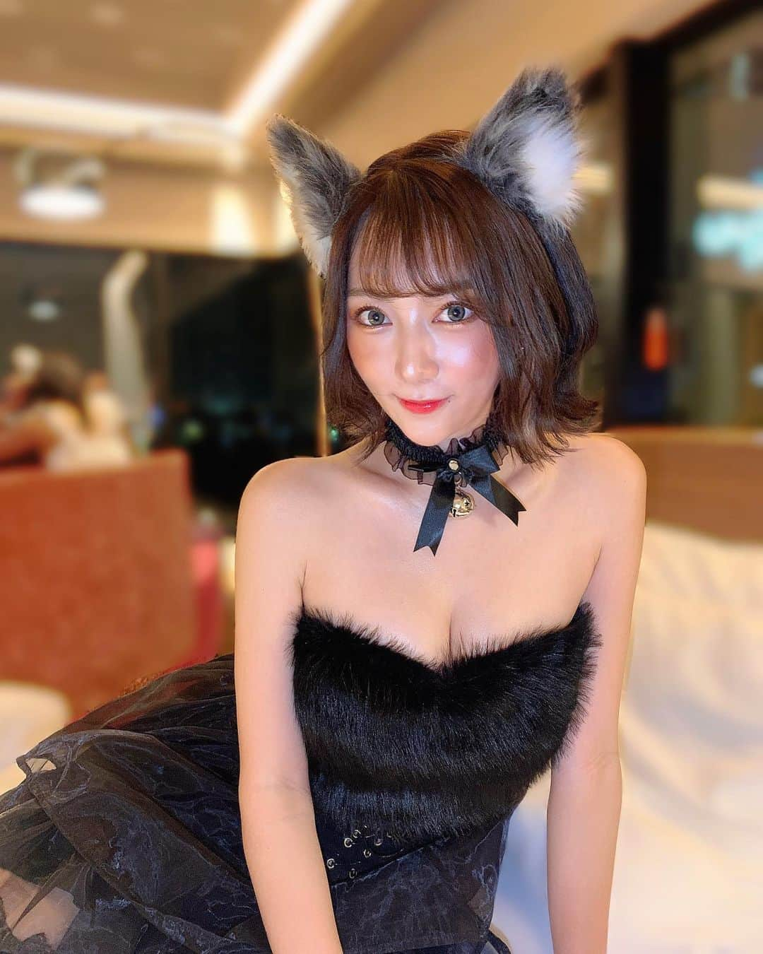 高辻千夏さんのインスタグラム写真 - (高辻千夏Instagram)「⁡ 2/2  ⁡ #にゃんにゃんの日 🐈‍⬛🐾 ⁡ ⁡ ⁡ ⁡ ⁡… ⁡ #ツインテールの日 とも言うみたいですが、、、 ⁡ ツインテール似合わない女代表です。👧🏼笑 ⁡ ⁡ #ねこすたぐらむ #ねこのいる生活 #猫の日 #猫 #猫耳 #猫コスプレ #にゃんすたぐらむ #コスプレ #猫系女子 #コスプレ女子  #グラビア #アイドル #モデル #インスタグラビア #고양이 #고양이그램 #데일리 #일본 #모델 #얼스타그램 #얼짱 #좋반 #攝影 #攝影日記 #点赞 #关注 #网红」2月2日 22時47分 - chinatsujk