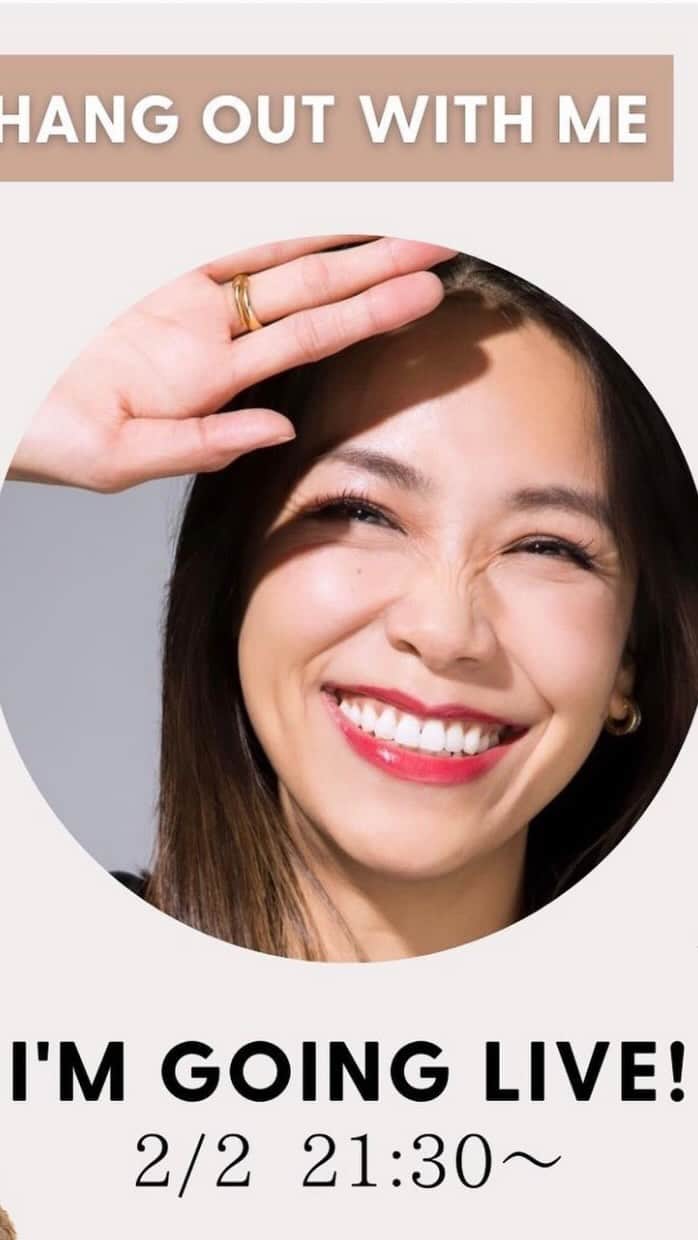 坂倉アコのインスタグラム：「15周年記念、 久しぶりのインスタライブ❤️ Akoの部屋、いや、 Ako’s roomかな  15周年振り返るライブです。  2023年はありのままでいきたいって、ずっと決めたのに2ヶ月出来なかったんです。  でもこれが今年のテーマ🙌 “ありのまま”   ちょっと長いですが、今の思いを伝えたくて色々語っています。  あの頃から今。  人生って面白いですよね。  Everything always works out for me!! I’m so luckyって、なんとか言い聞かせてここまできた人生。  どんなことがあっても、 立ち直って頑張ってれば、なんとかなるよっていう話し🥳  もし良かったら見てね💗  #akosroom #goodtalk」