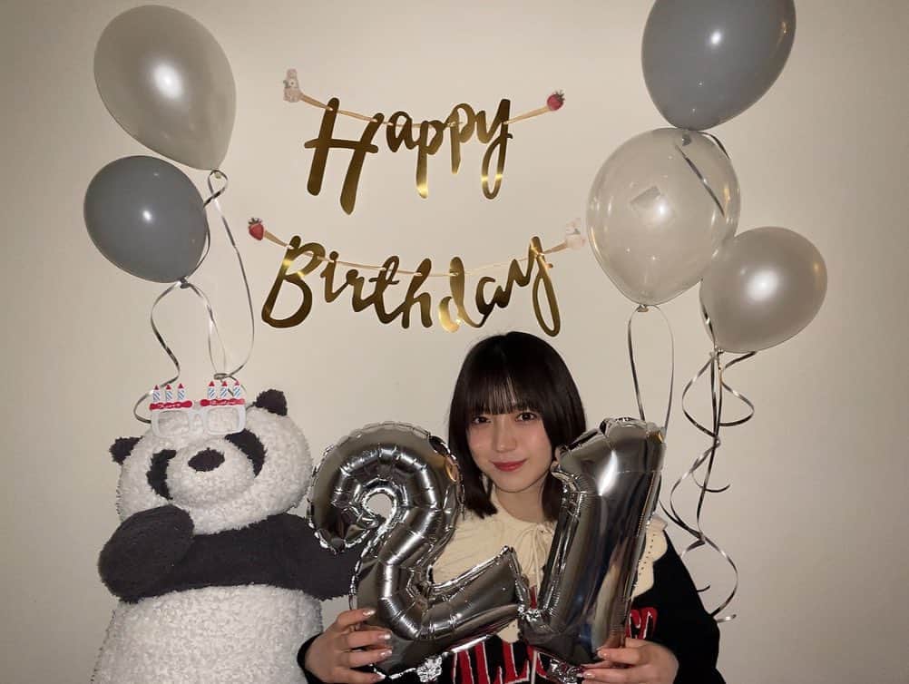 坂本真凛さんのインスタグラム写真 - (坂本真凛Instagram)「21歳になりました。いつもたくさんの幸せをありがとう〜！！♡」2月2日 23時25分 - marin_ske48