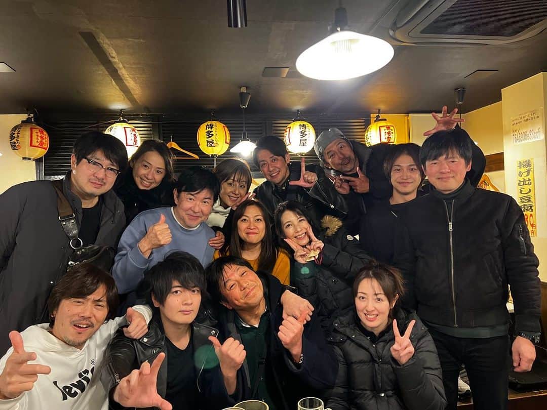 のインスタグラム：「share please!! How many HERO Do you know??🤔 〜ヒーロー大新年会〜　【レジェンド大集結】 みんなは何人わかるかな？ #ドンブラザーズ　世代のみんなも挑戦してみてね！ 答えは日曜に発表するぜ！ 写真他にもあるからまた出すぜ！  レジェンドヒーローコラボ続々! 📟古原靖久TVもよろしく!プロフィールから飛べるよ! 最新のコラボはニンジャレッドのサスケパイセン!🥷 あの話はビビった🤣  #仮面ライダーギーツ 世代の皆も見てね!! profile👆Click！！ #shareplease🙇  YouTubeチャンネル【古原靖久TV】では他にも沢山のヒーローとコラボが待ってるぜ！ 君の好きだったあのヒーローかもな！YouTubeチャンネル 【古原靖久TV】フォローして楽しみに待っててくれよな！  #初投稿　#ゴーオンジャー　#特撮　#YouTuber #tiktok #powerranger #powerrangers #tiktokindia #tiktokuni #tiktoker #tiktoknews #tiktoknepal #tiktokph #follow #followformorevideo #followers😘thanku #followparty #followers➕ #love #hero #children」
