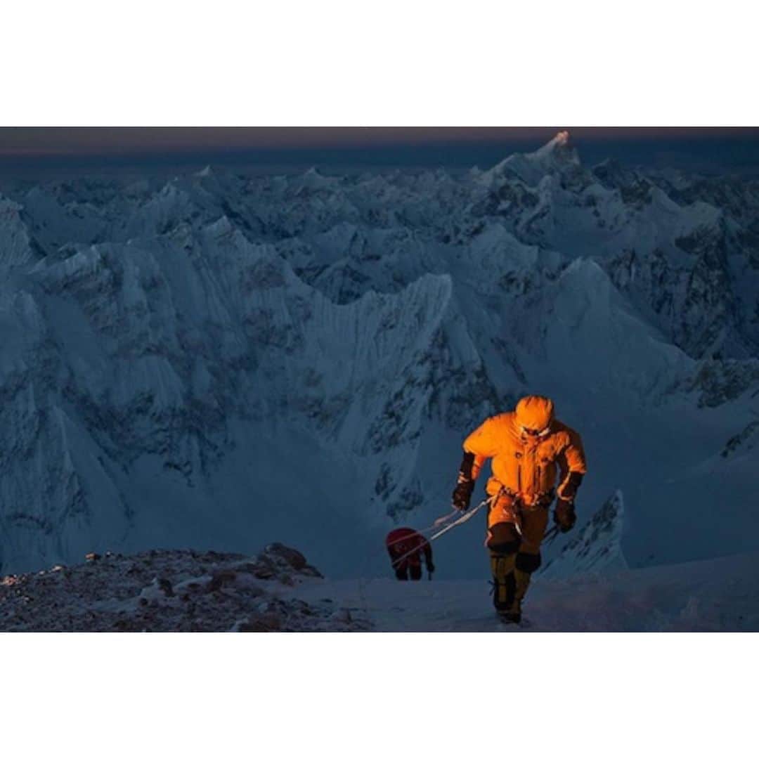 Cory Richardsさんのインスタグラム写真 - (Cory RichardsInstagram)「12 years ago today. First winter ascent of Gasherbrum II 8,034 meters. Brothers for life @iamsimonemoro @urubkodenis I don’t know what the temperature was on the summit because our altimeters were frozen. We do know that it was -51 c inside the tent, out of the wind, with three grown men emitting heat. Winds were gusting to about 60-75 kph on the summit, so windchill was likely significant, potentially dropping the temps to around -70. By the time we left the summit, the forecasted storm had hit. Winds increased and visibility dropped until it was so white, it gave us a sense of vertigo. The only way I could keep balance was by staring at whoever was leading. When it was my turn, we dropped below the glacial plateau onto exposed rock, but by then it was getting dark and we were concerned that the tent had blown away. Summits are an interesting place. They mark the physical half way point, but you’ve usually used about 80% of the gas in the tank. This climb never would have happened without the vast experience of both Simone and Denis. I was so incredibly lucky to be part of the team. Three guys, in winter, alone on the 13th highest mountain in the world. It was, to say the least, improbable. 16 expeditions over 26 years had tried and failed to make a winter ascent of one the five Pakistani 8000 meter summits. At the time, I had no idea I’d be the first American. I had no idea how much the climb would change me for better and for worse. I had no idea of the gravity of the undertaking. Had I, I probably wouldn’t have come. Ignorance can be bliss. Simone and Denis and I don’t talk often, but when we do it is a deep bond and resonance. It’s not that we don’t share profound love and respect, but that life simply moves on. I rarely think about the climb, but I always think of them. I have been so fucking lucky to have men like them in my life. I’ve always sought out brothers and mentors. Sometimes because I needed their shine to light my own way. I love them so much. All of them. I am so grateful. Stay tuned for post two on February 4th.」2月3日 4時43分 - coryrichards