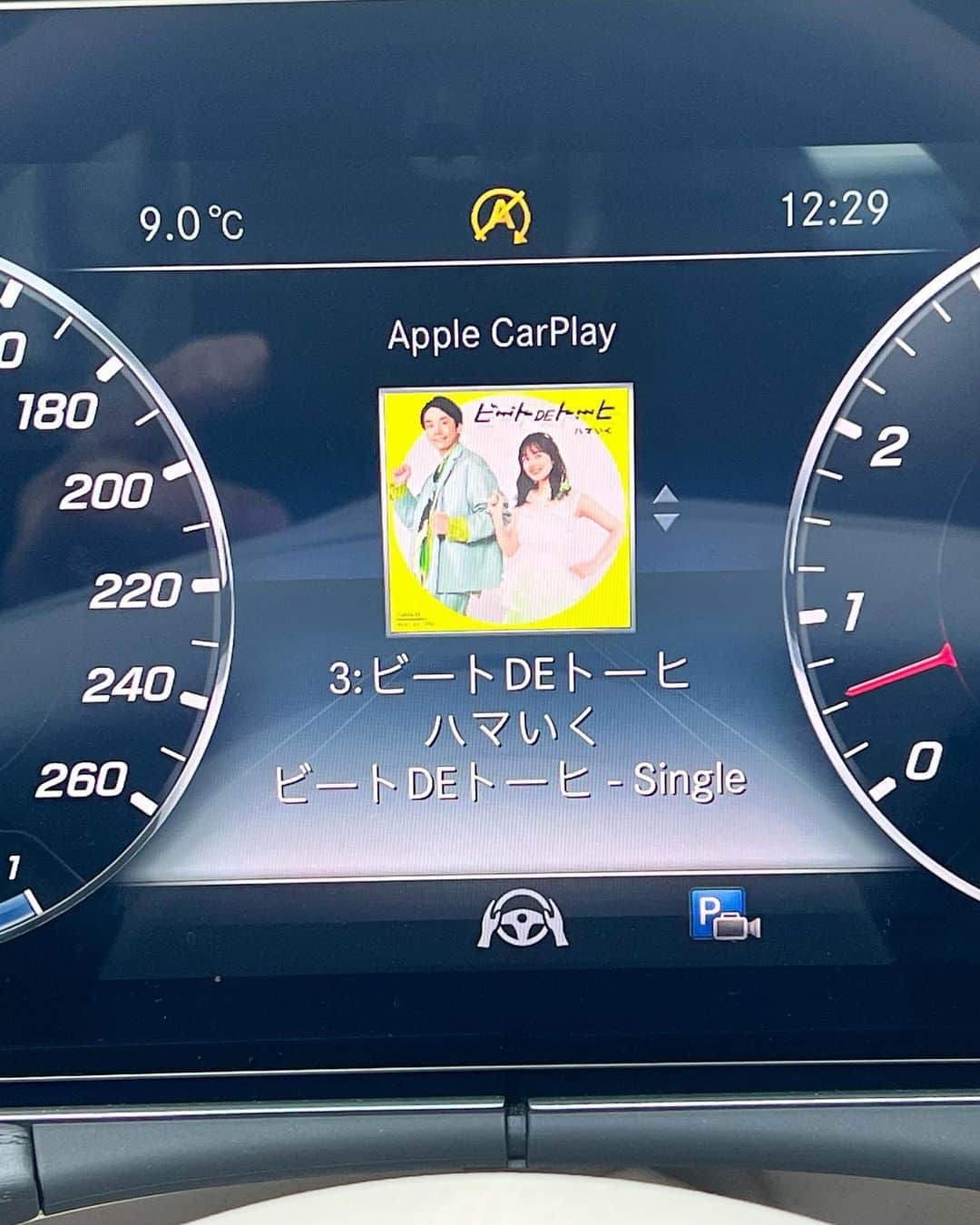 ノブ さんのインスタグラム写真 - (ノブ Instagram)「Appleさんよー。 「あなたにあった最適な音楽を自動で再生します」 の一曲目にコレは笑うよ。 #生田ちゃんごめんね #笑ったのよ #ハマいく #濱家武道館お疲れ様」2月3日 11時51分 - noboomanzaishi