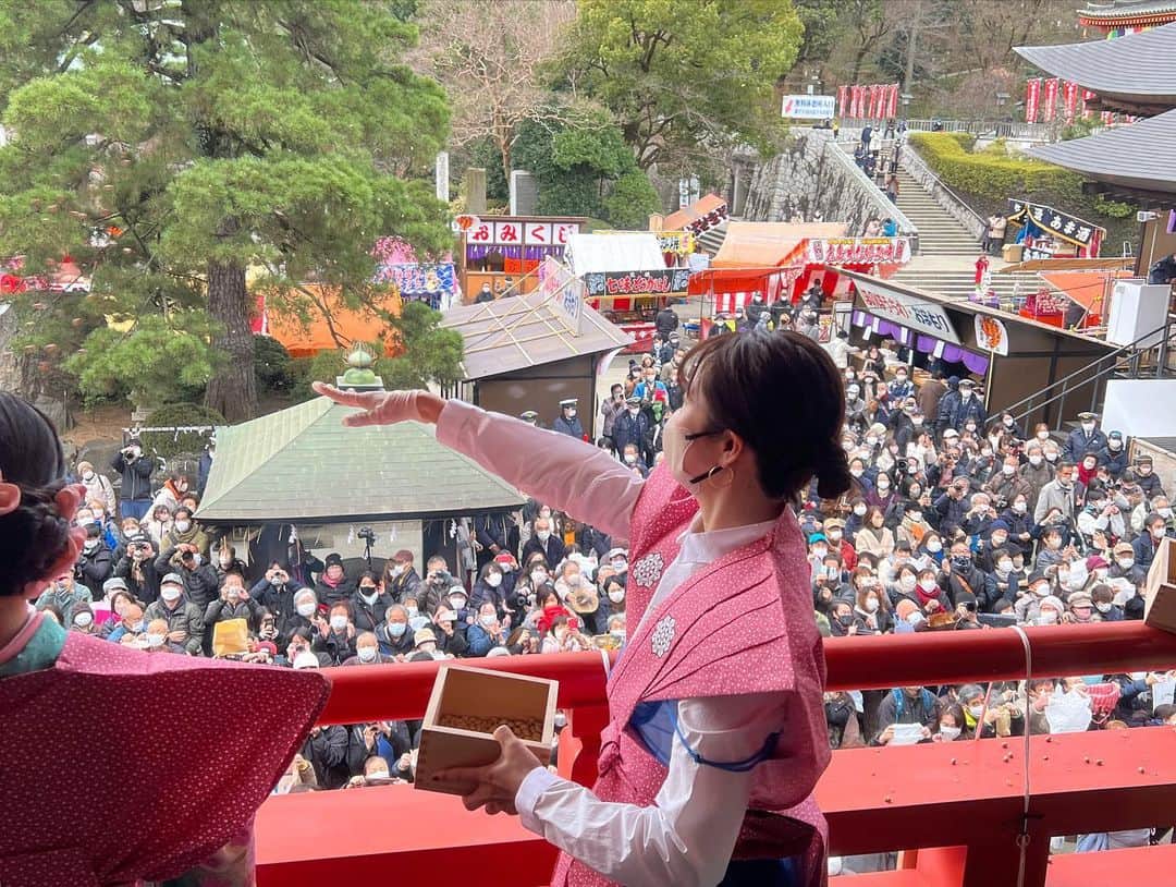 笛木優子さんのインスタグラム写真 - (笛木優子Instagram)「高幡不動尊にて節分式の 豆撒きに参加しました。  みなさまに福のお裾分けのお手伝いをさせていただきました☆🫘 とても貴重な経験で楽しい時間でした。 ありがとうございました😊  たくさんの福が訪れますように🙏⛩」2月3日 18時10分 - yukofuekiyumin