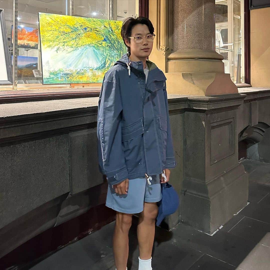 リュ・ジュニョルのインスタグラム：「Melbourne night. 🌘」