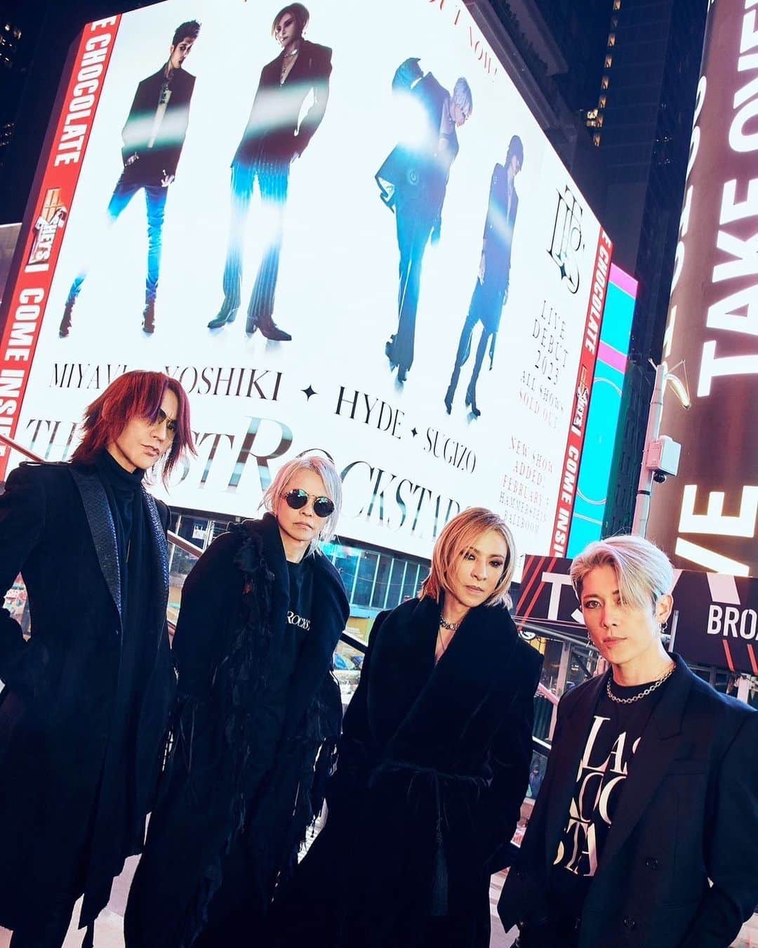 雅-MIYAVI-のインスタグラム：「Arrived.   👽  #TheLastRockstars #TheLastRockstarsNYC」